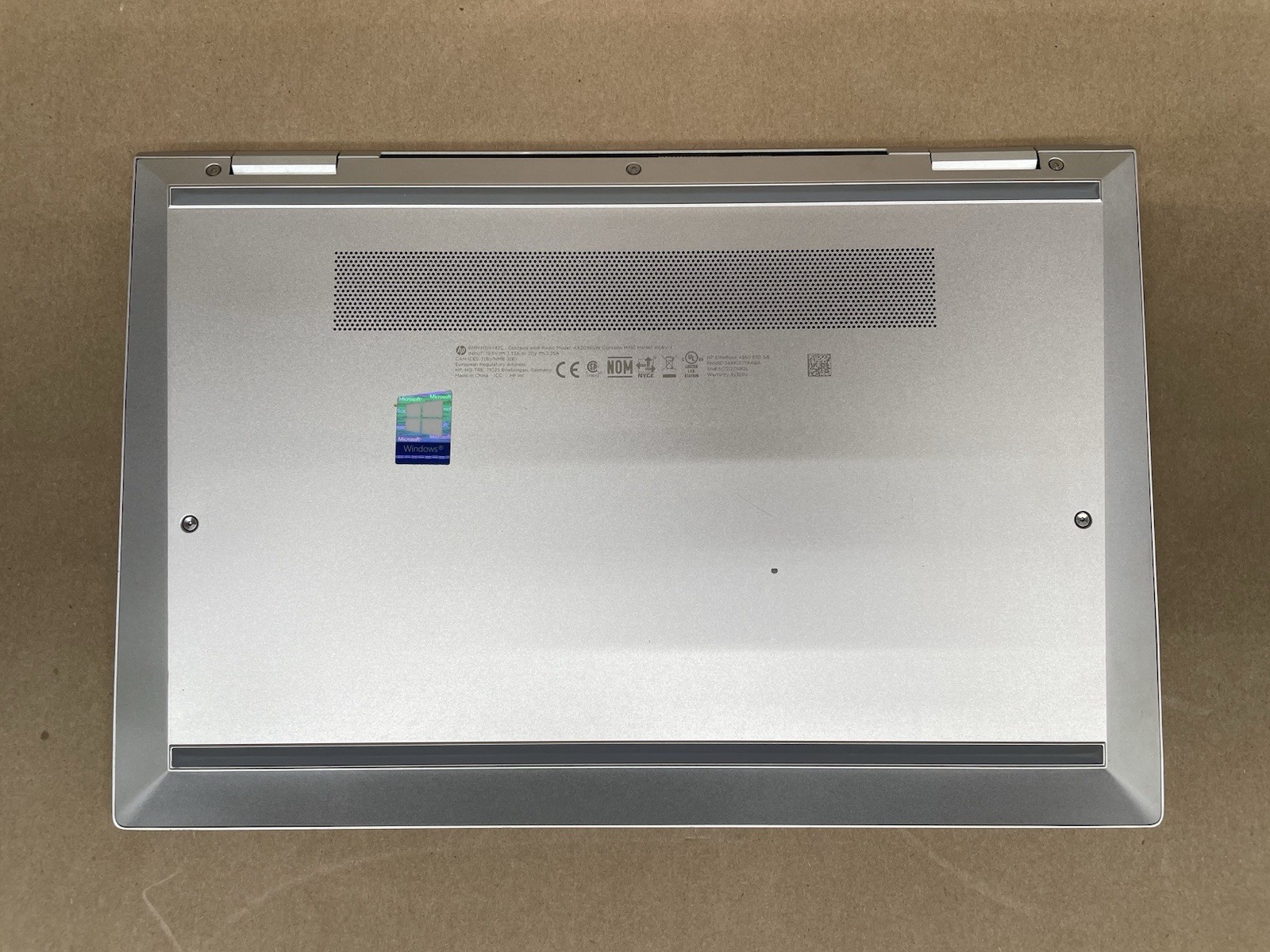 HP EliteBook x360 830 G8 13.3″ i7-1165G7@2.80GHz 16GB RAM No SSD No OS