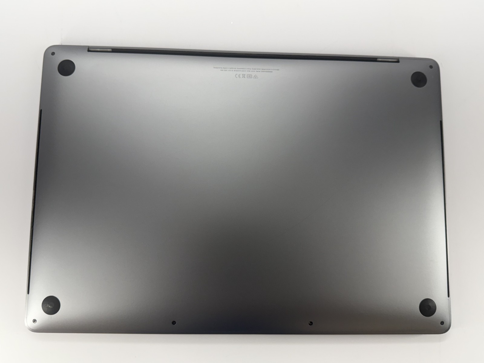 2019 Apple MacBook Pro 16″ 2.6GHz i7 16GB RAM 512GB SSD Space Gray – Very good