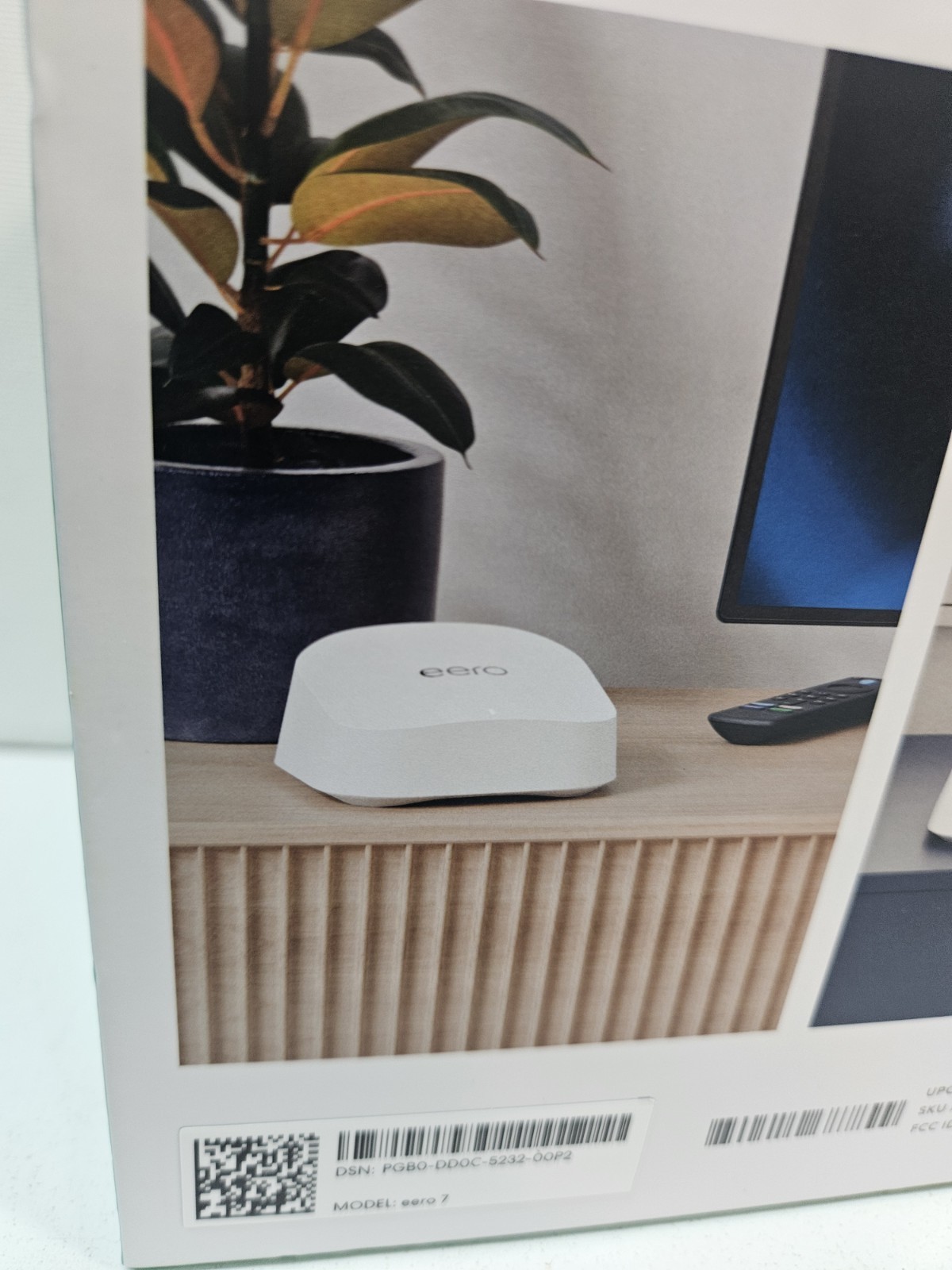 Eero 7 Dual-Band Mesh Wi-Fi 7 System (2-Pack) Up to 2.5Gbps 4,000 sq ft Router