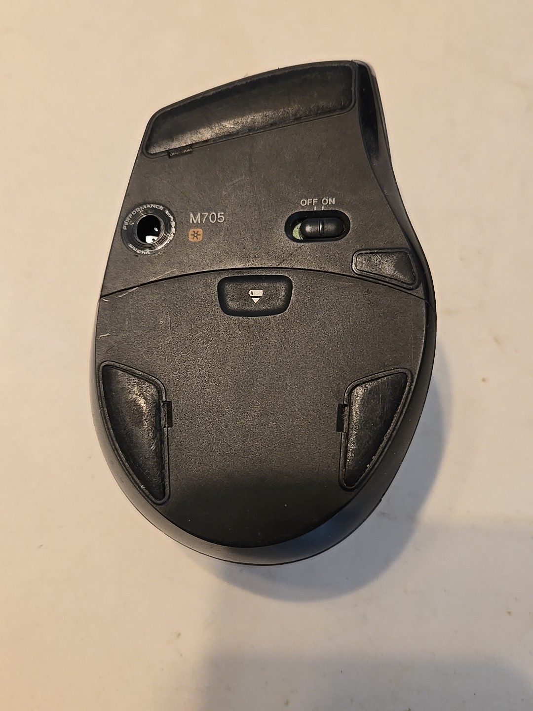 Logitech M705 Marathon Wireless Laser Mouse & USB Unifying Receiver 910-001949