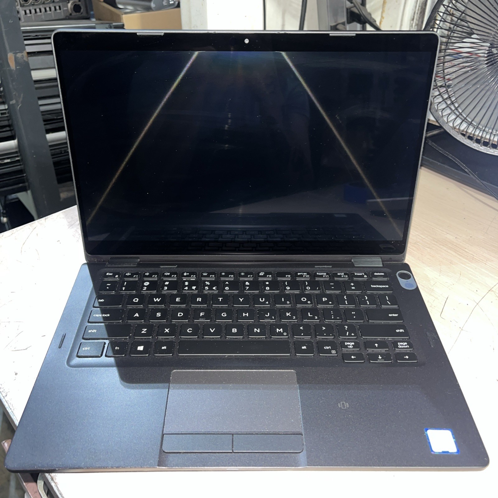 DELL LATITUDE 5300 2 IN 1 INTEL CORE I7-8665U 1.90GHZ 16GB RAM NO HD /TOUCH