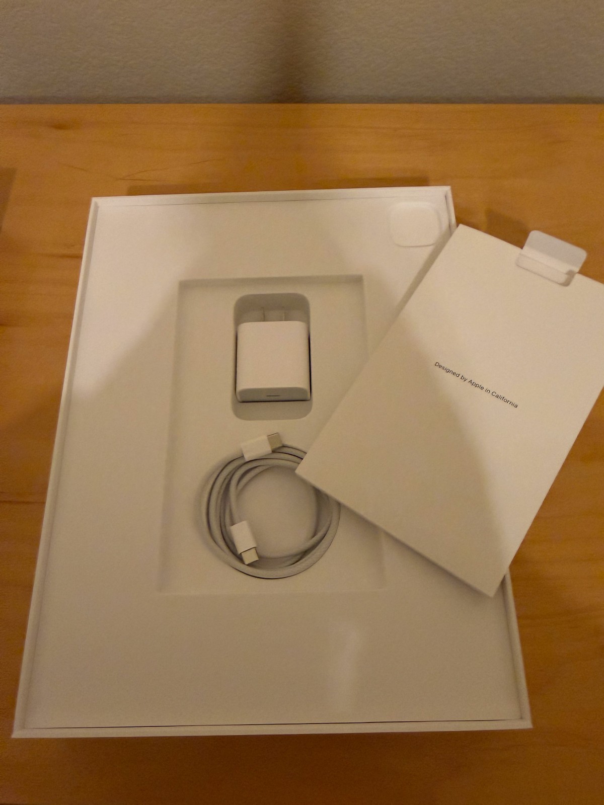 Apple iPad Pro 13 (2025) A3361 2 TB, Wi-Fi + 5G, 13 in – Silver