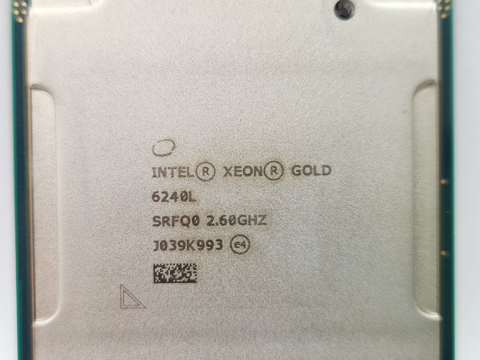 Intel Xeon Gold 6240L SRFQ0 2.60GHz 18-Core 24.75MB LGA3647 150W CPU Processor