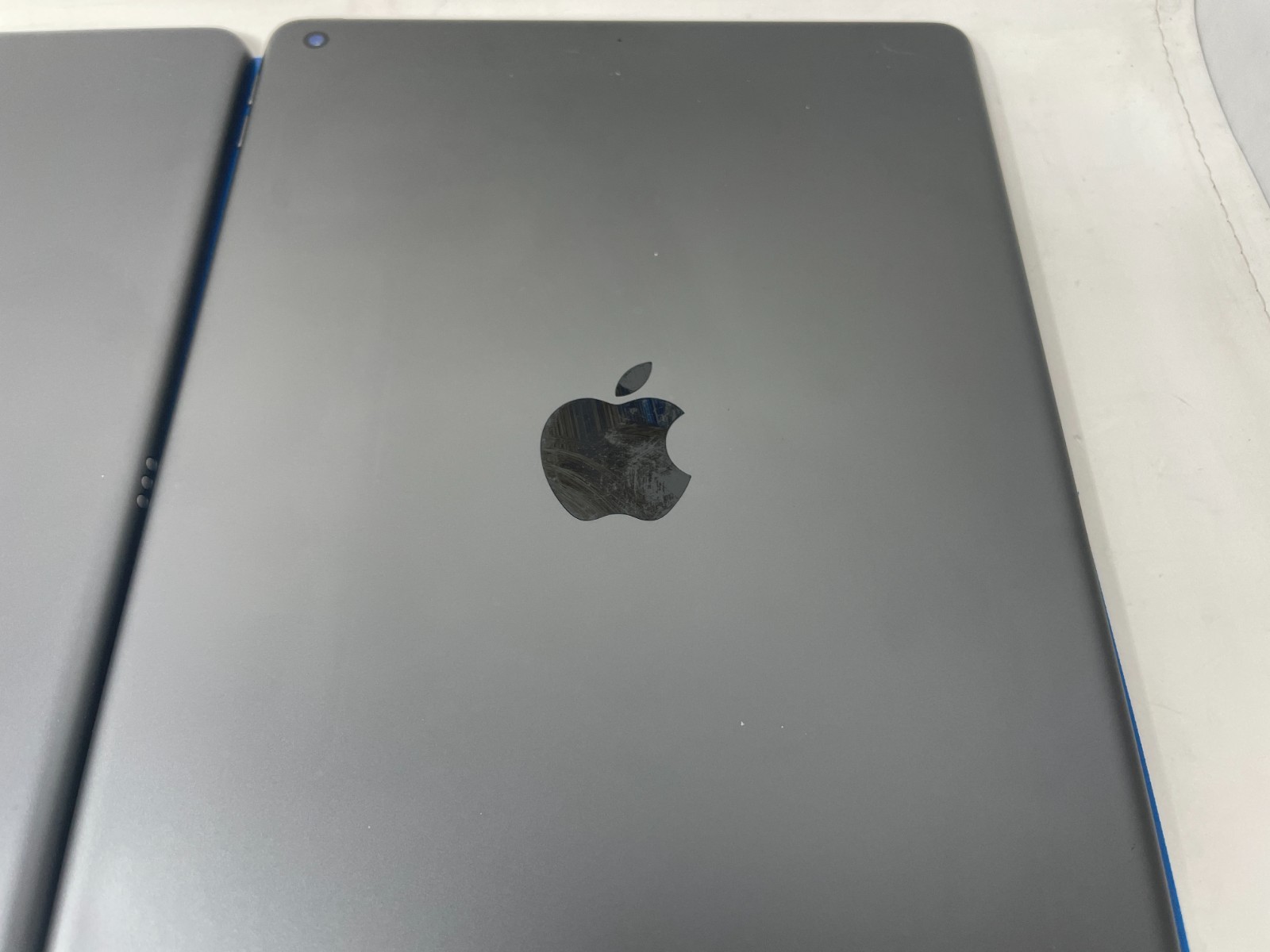 6 Apple iPad 9th Generation A2602 EMC 4045 Space Gray MK2K3LL/A – Used & Tested