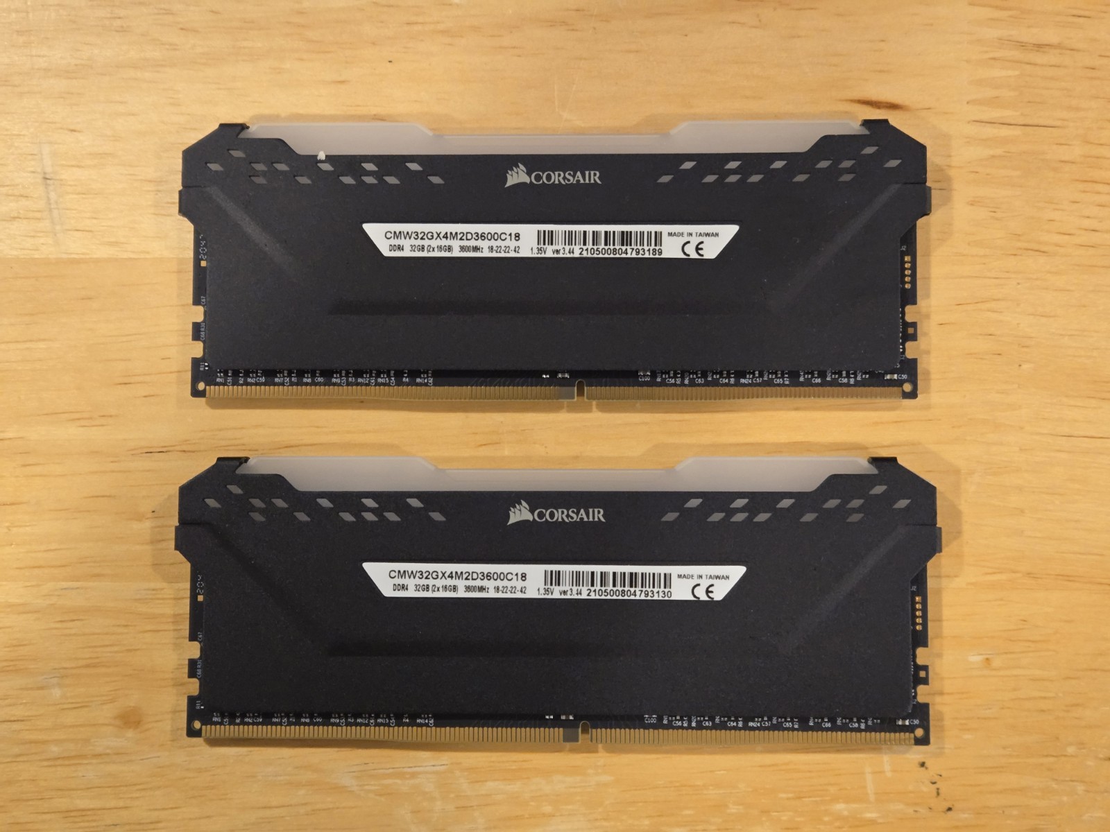 Corsair Vengeance RGB Pro 32GB (2 x 16GB) DDR4 DRAM 3600MHz Memory Kit