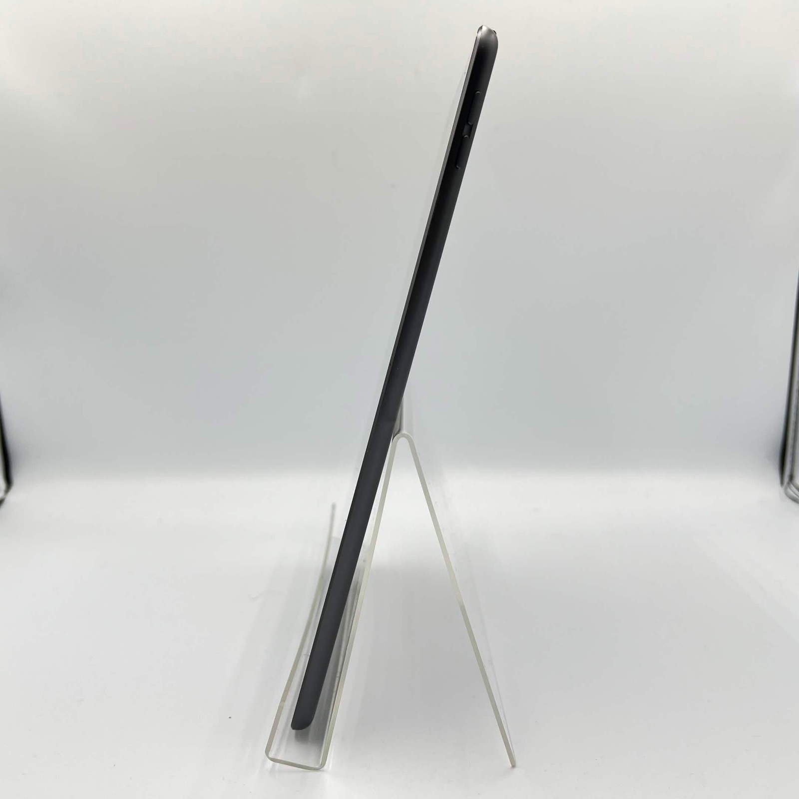 WiFi Only Apple iPad 9th Gen 64GB Space Gray MK2K3LL/A