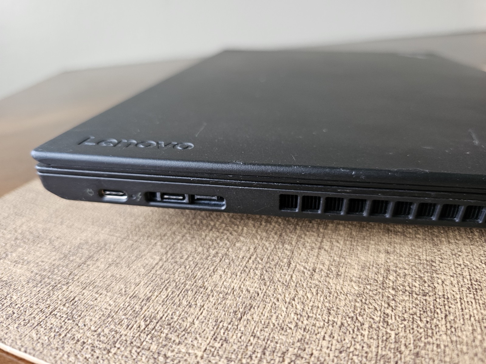 Lenovo ThinkPad T480 Intel Core i7 8550U 32GB Ram 1TB SSD 14″ 4K IPS Win 11 Pro