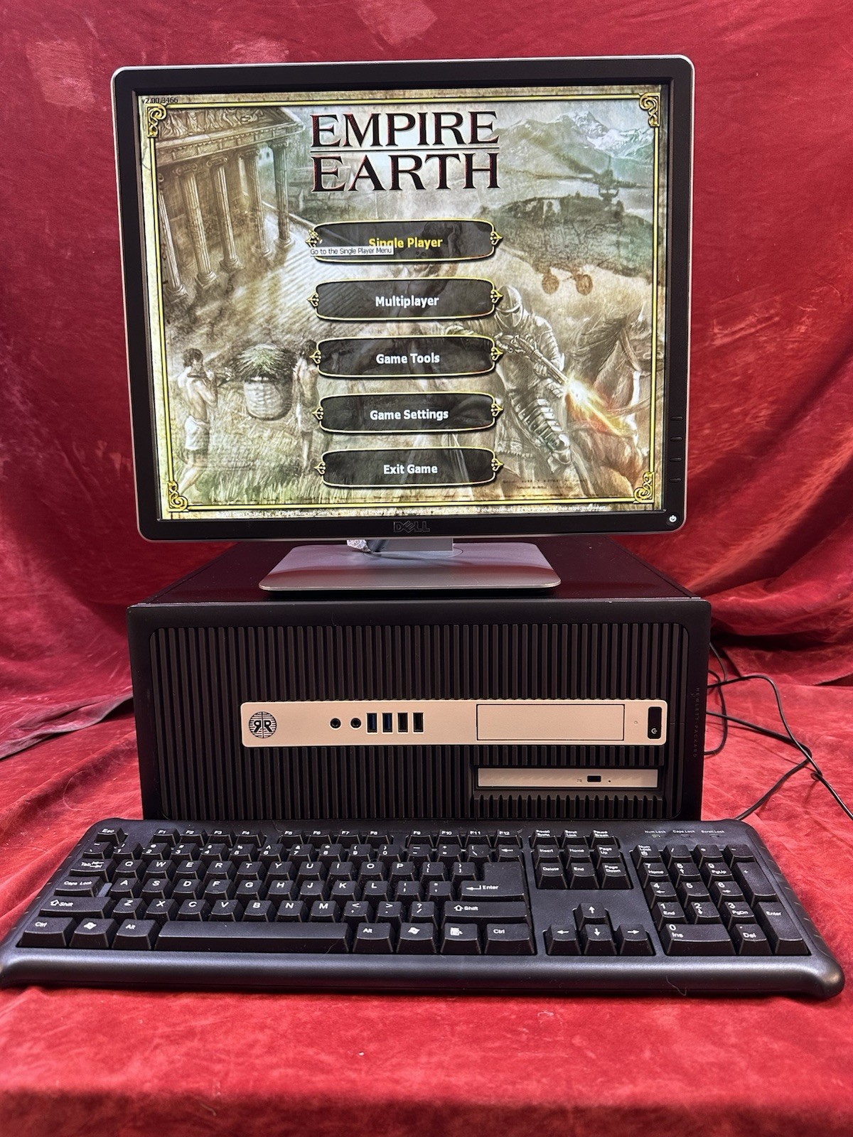 Windows XP Pro FAST Retro Style COMPLETE GAMING SYSTEM With Monitor runs CRYSIS