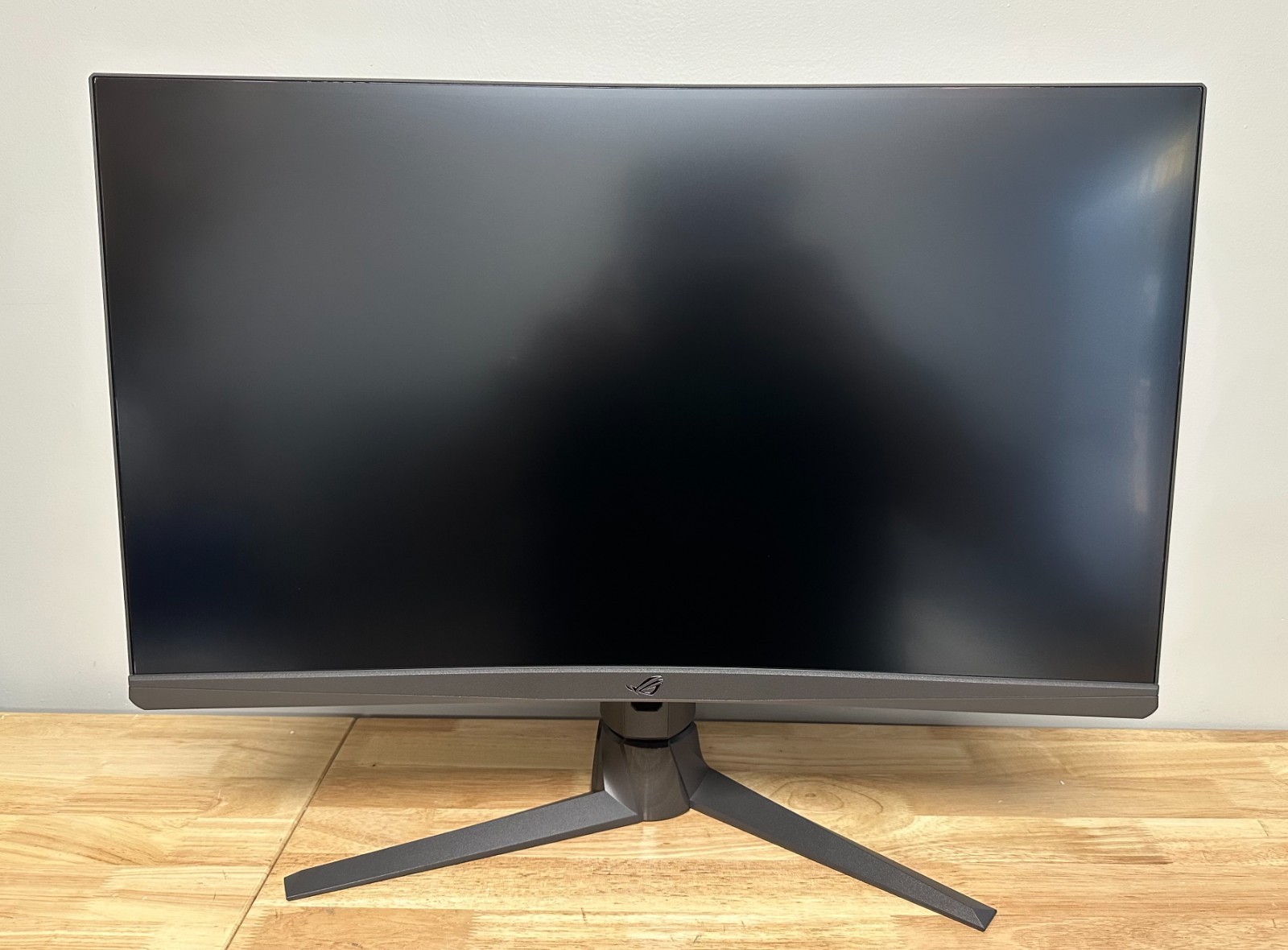 ASUS ROG XG27AQV 68.6 cm (27″) 2560 x 1440 Curved Monitor