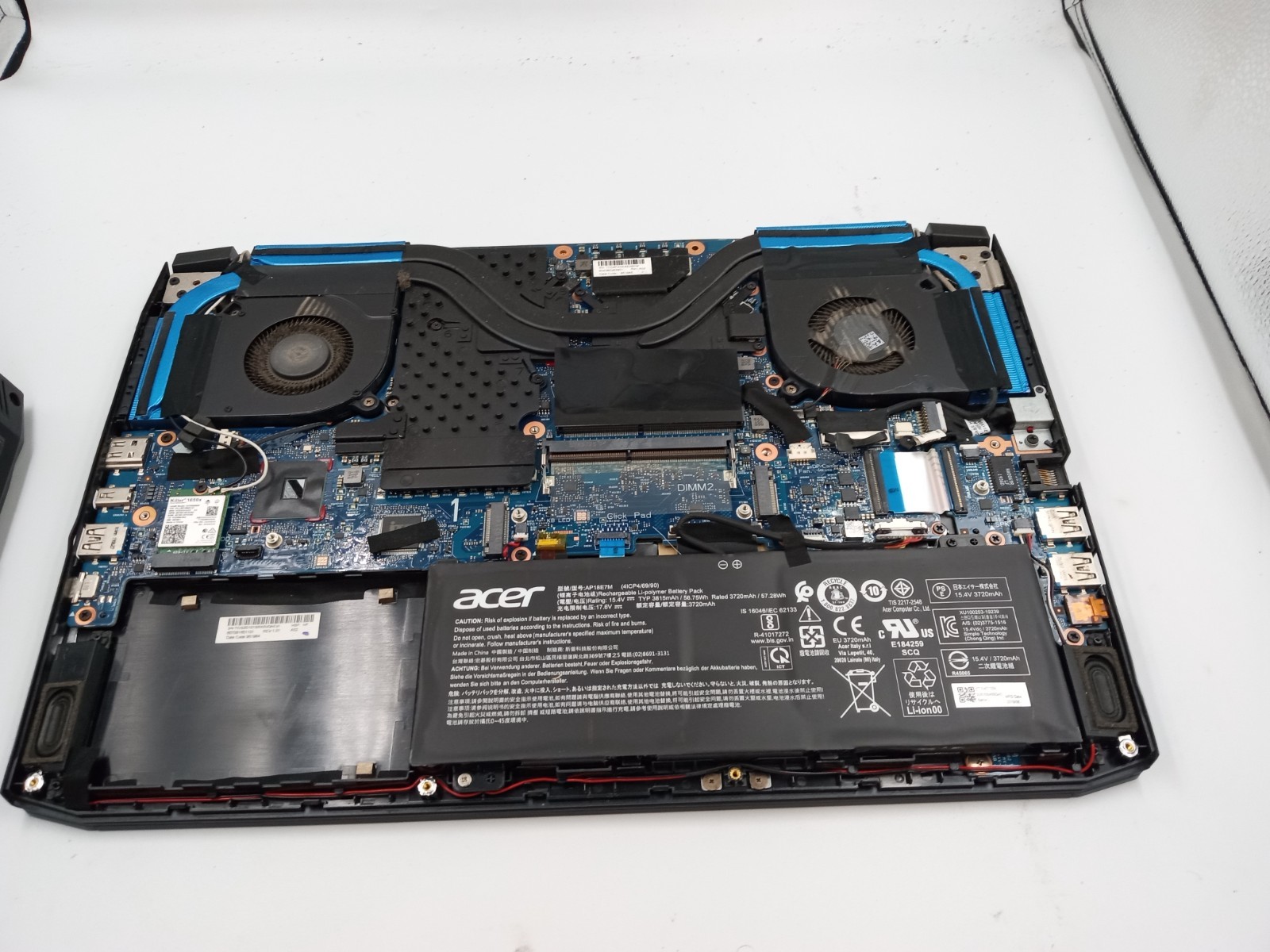 Acer Predator Helios PH315-52 15.6″ i5-9300H Nvidia GTX 1660 Ti -BOOTS -READ!!