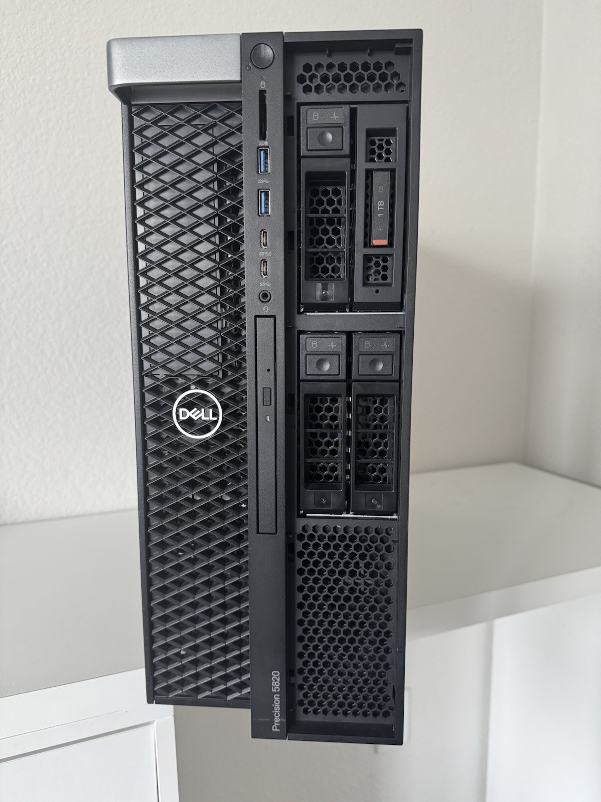 Dell Precision 5820 Homelab Server Workstation – Xeon W-2125 – 8GB RAM – NO HDD