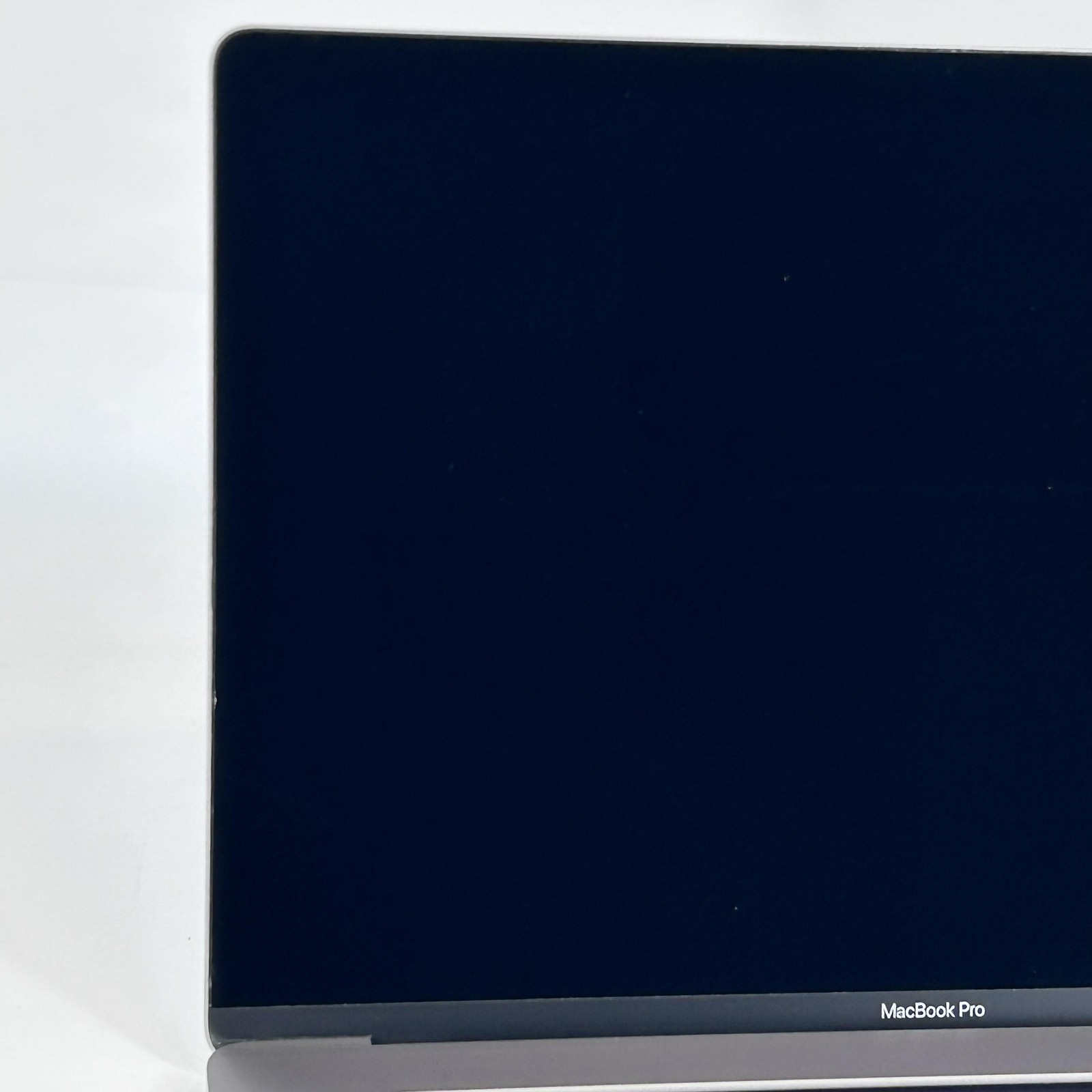 MacBook Pro 16 Touch Bar Space Gray 2019 i9 16GB 1TB AMD Radeon Pro 5500M Good
