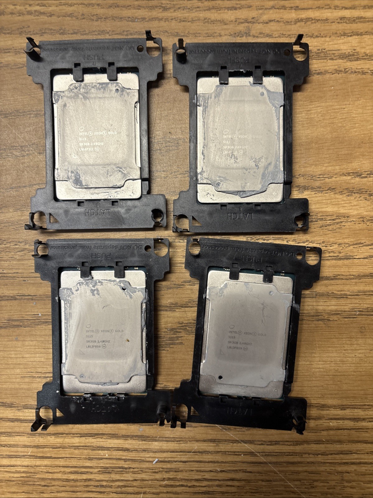 LOT 4 – Intel Xeon Gold 5115 SR3GB 2.40GHz 10 Core