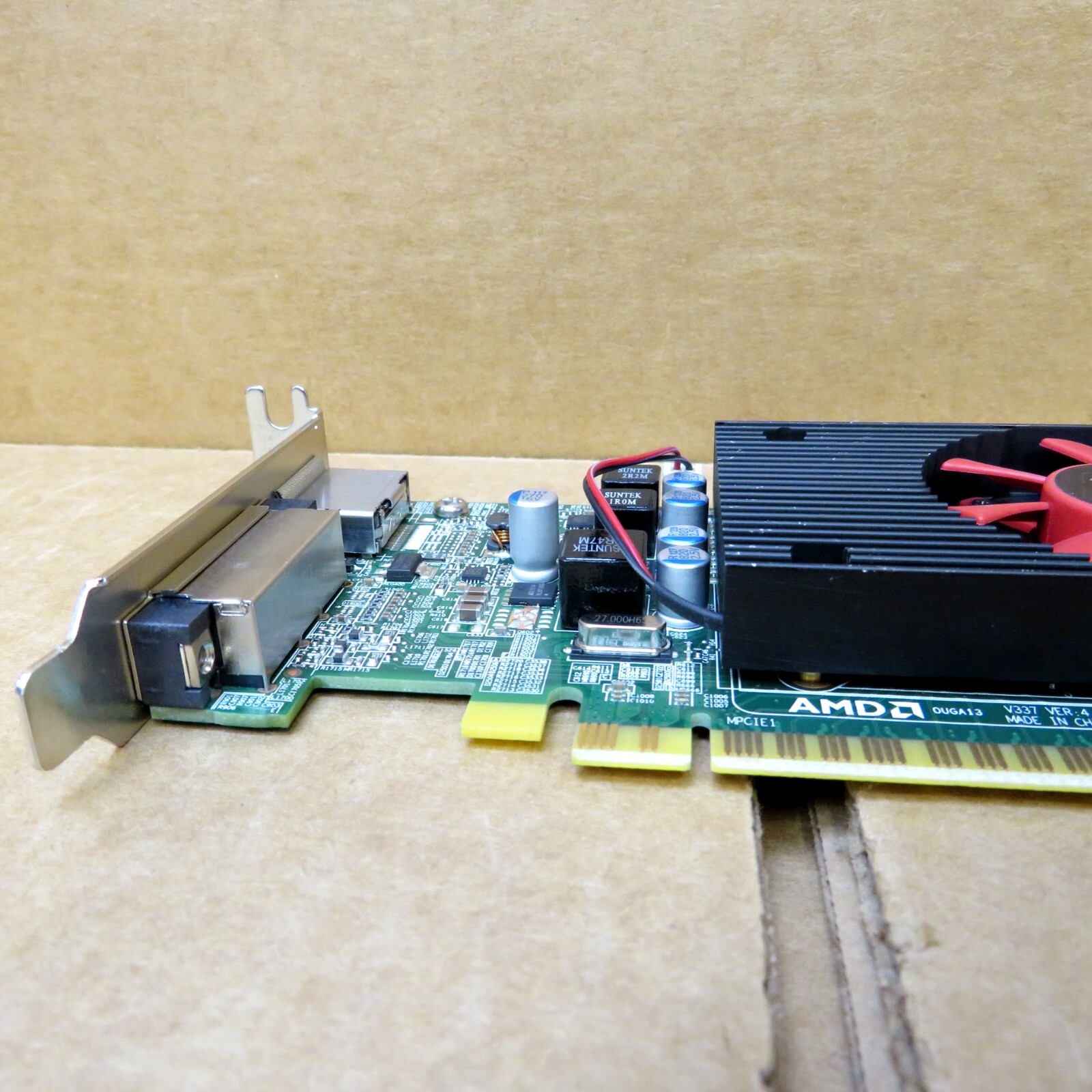 DELL (AMD) Radeon R5 430 Graphics Card w/2 GB GDDR5 Memory (Low Profile Model)