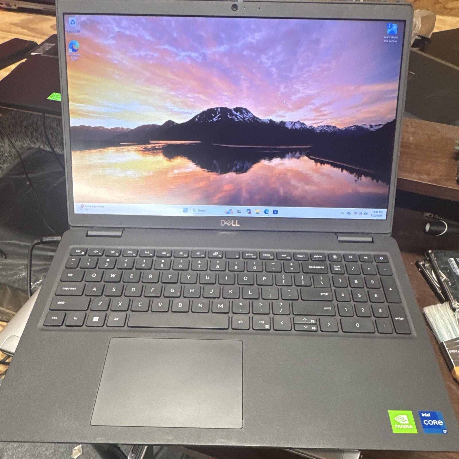 Dell Latitude 3520 15.6″ i7-1165G7 16GB 256GB NVMe MX450 Win 11 Pro