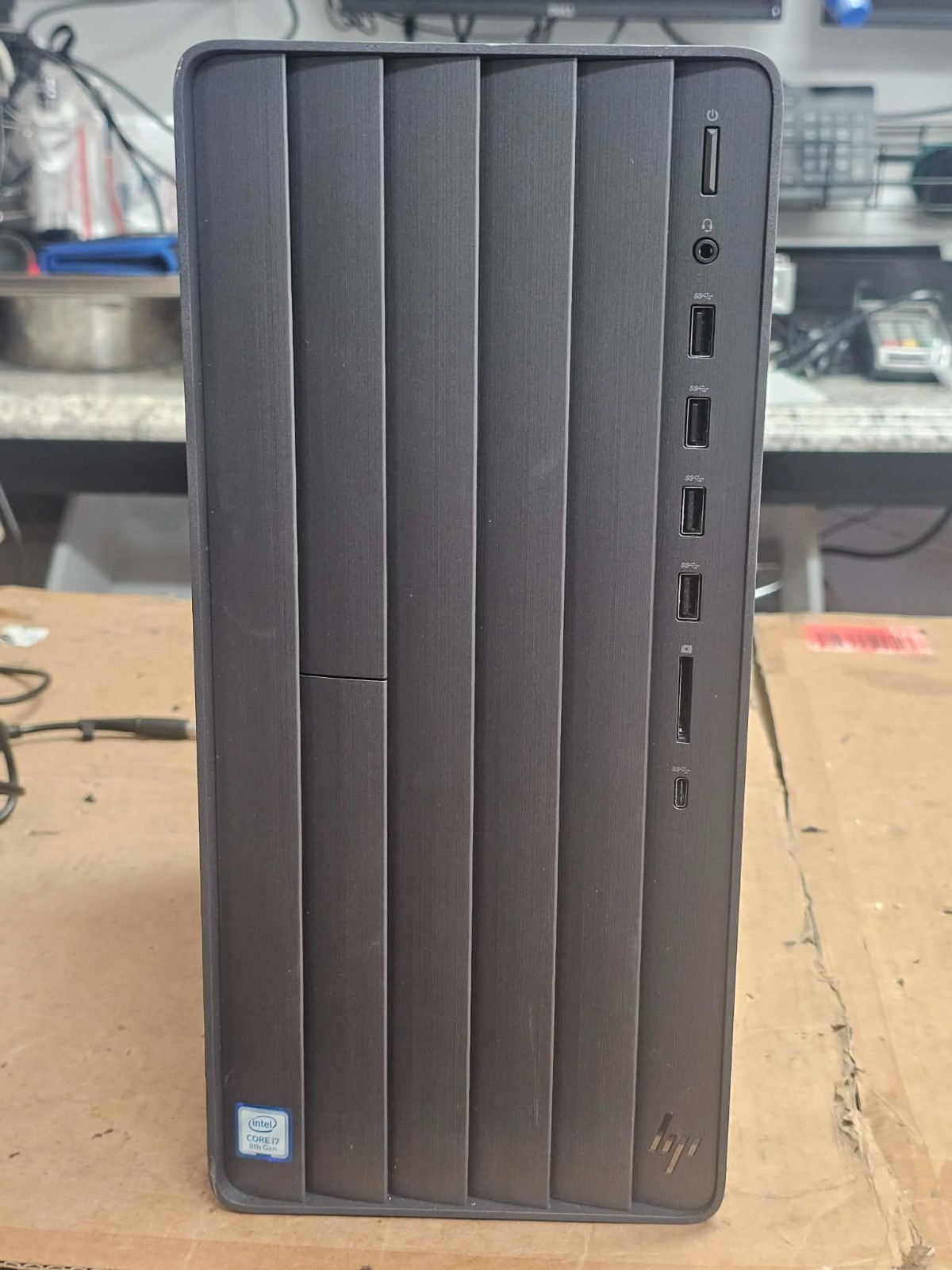HP Envy Desktop PC TE01-0034 Intel(R) Core (TM) i7-8700 CPU @ 3.2GHz 16GB Ram