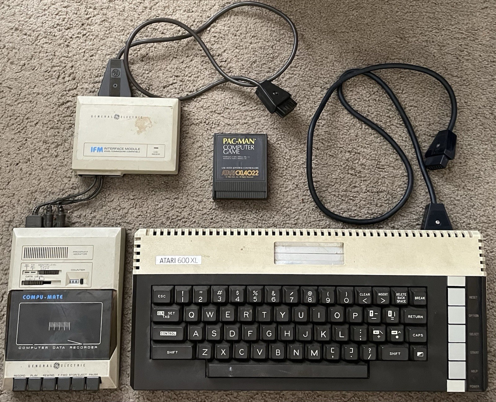 Atari 600XL Computer Gaming System Vintage General Electric Compu Mate IFM