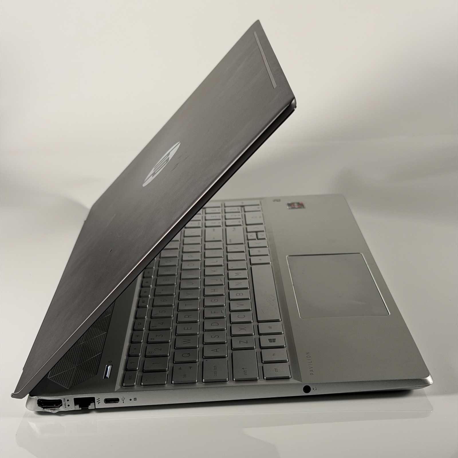 HP Pavilion 15 Touchscreen AMD Ryzen 7 3700U | 16GB RAM | 500GB SSD | Windows 11