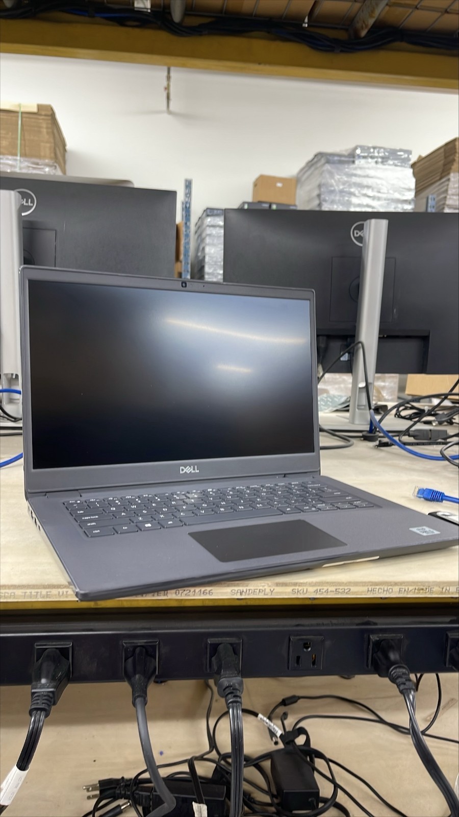 Dell Latitude 3410 14″ Intel Core i5-10210U 8GB RAM 512GB SSD Windows 11 Pro