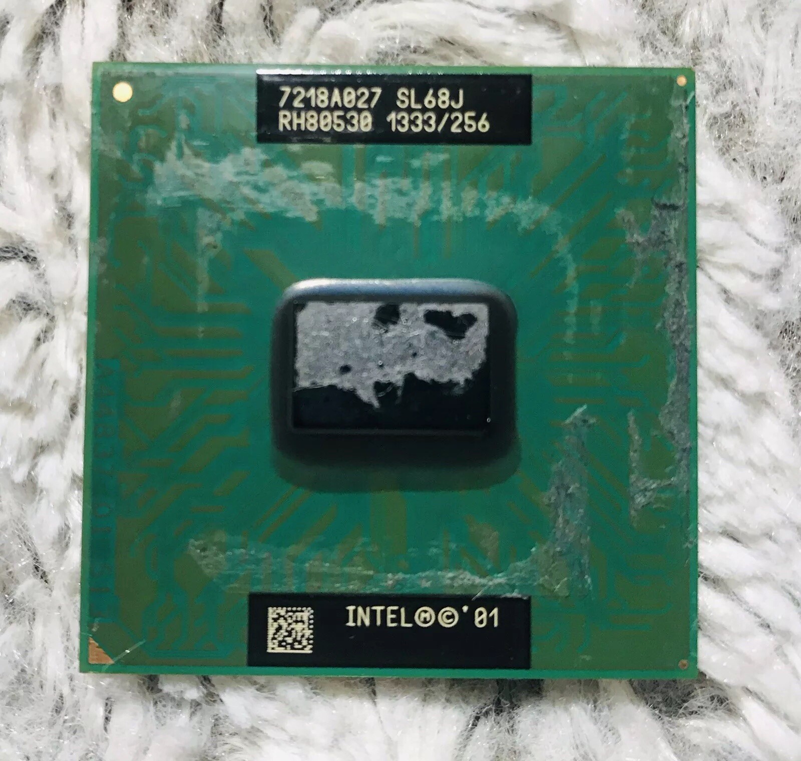 Intel Celeron 1.33GHz (RH80530WZ014256) Processor