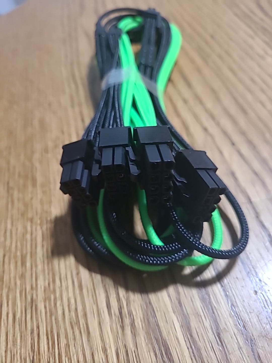 CableMod E-Series Pro ModMesh Sleeved 12V-2×6 12VHPWR 16-pin to Quad 8-pin, 60c