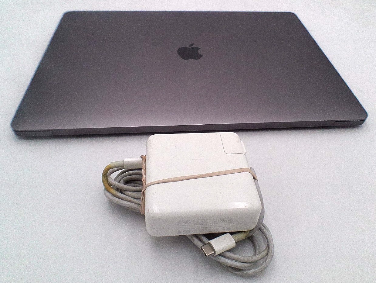 APPLE MACBOOK PRO A2141 16-INCH, 2019, i9-9980HK, 16GB, 1TB, 91% Battery