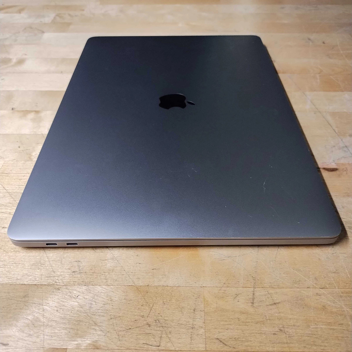 APPLE MACBOOK PRO 16″ 2019 A2141 INTEL CORE I7 LAPTOP – GREAT CONDITION