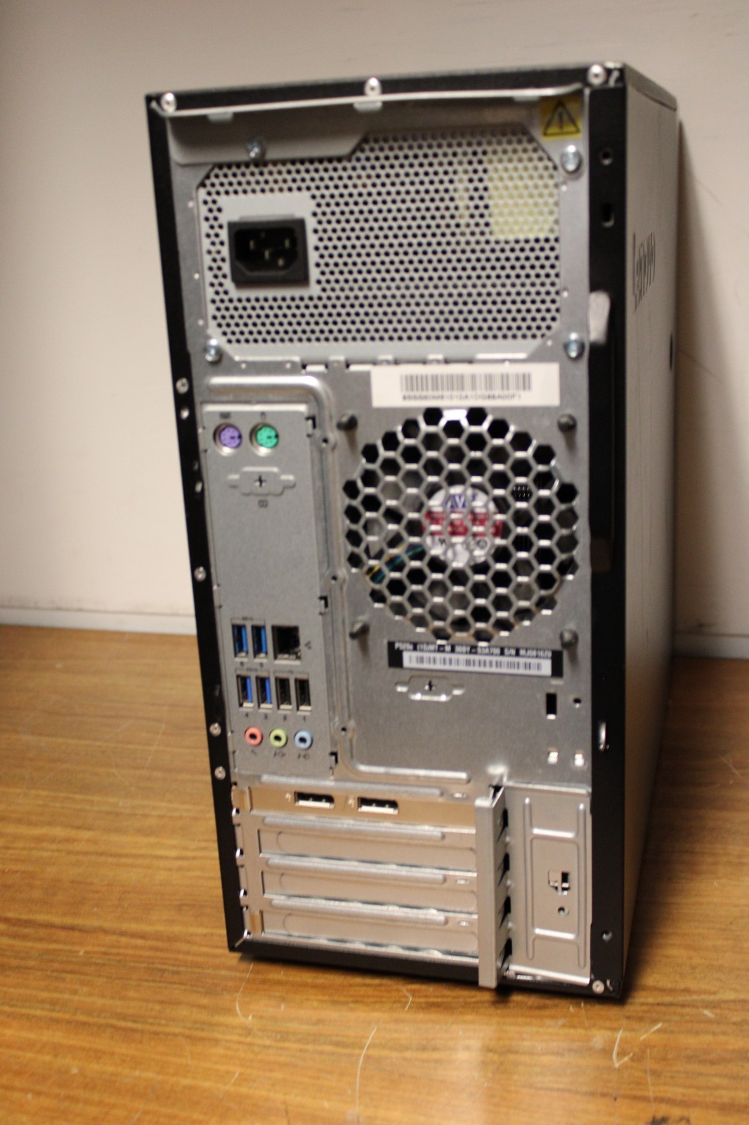 Lenovo ThinkStation P520c W-2155 10-Core 4.50Gh 8Gb 256Gb Nvme Radeon Win 11 HR