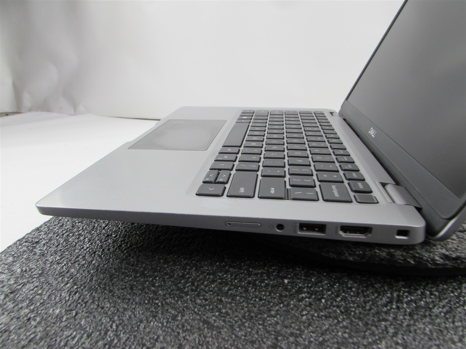 DELL LATITUDE 5330 TOUCHSCREEN I5-1245U 10 CORE 512GB SSD 16GB RAM NO O.S/BATT