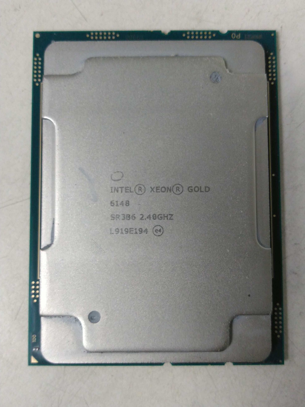 Intel (R) XEON (R) Gold 6148 server CPU 2.4GHz L919E194