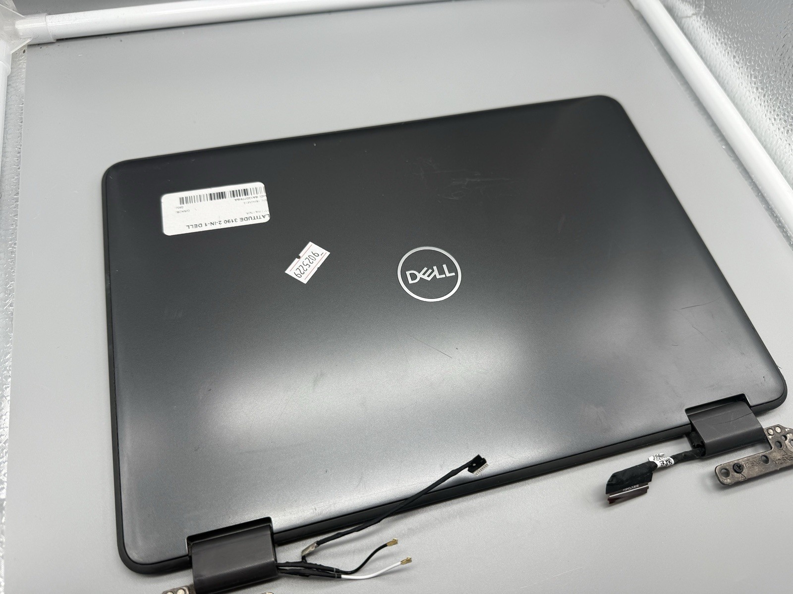 Dell Latitude 3190 2-in-1 Touchscreen 11.6″ Display Assembly With Hinges Camera