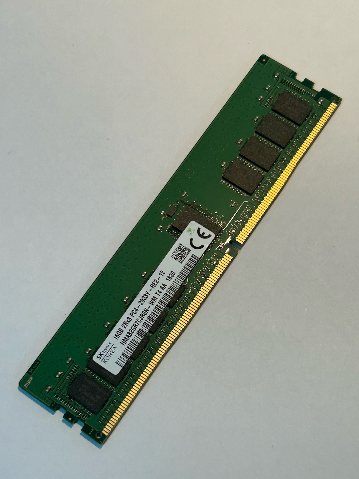 HYNIX HMA82GR7CJR8N-WM 16GB 2RX8 PC4-2933Y DDR4 RDIMM