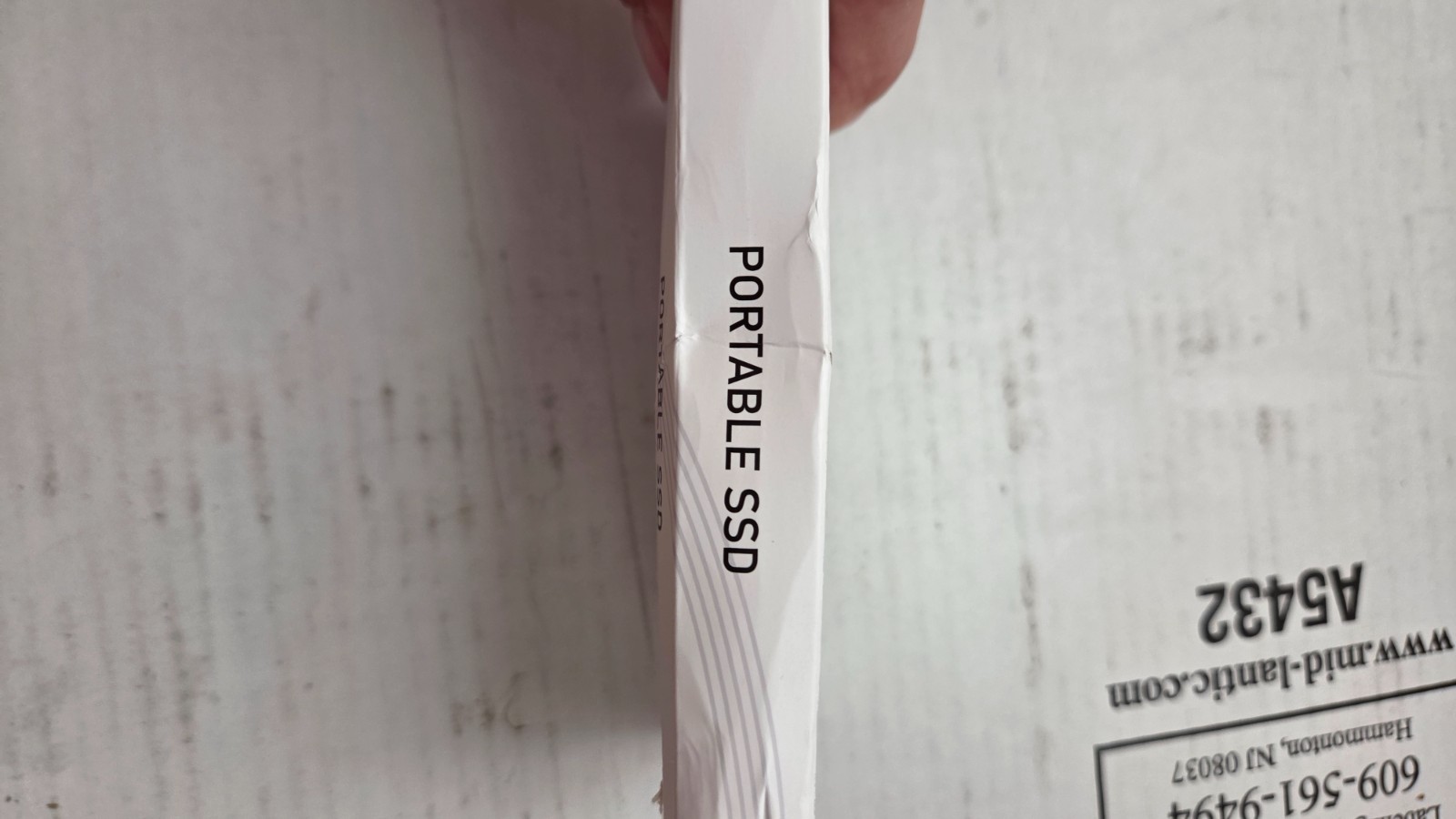 2 TB portable type c SSD white, new in box
