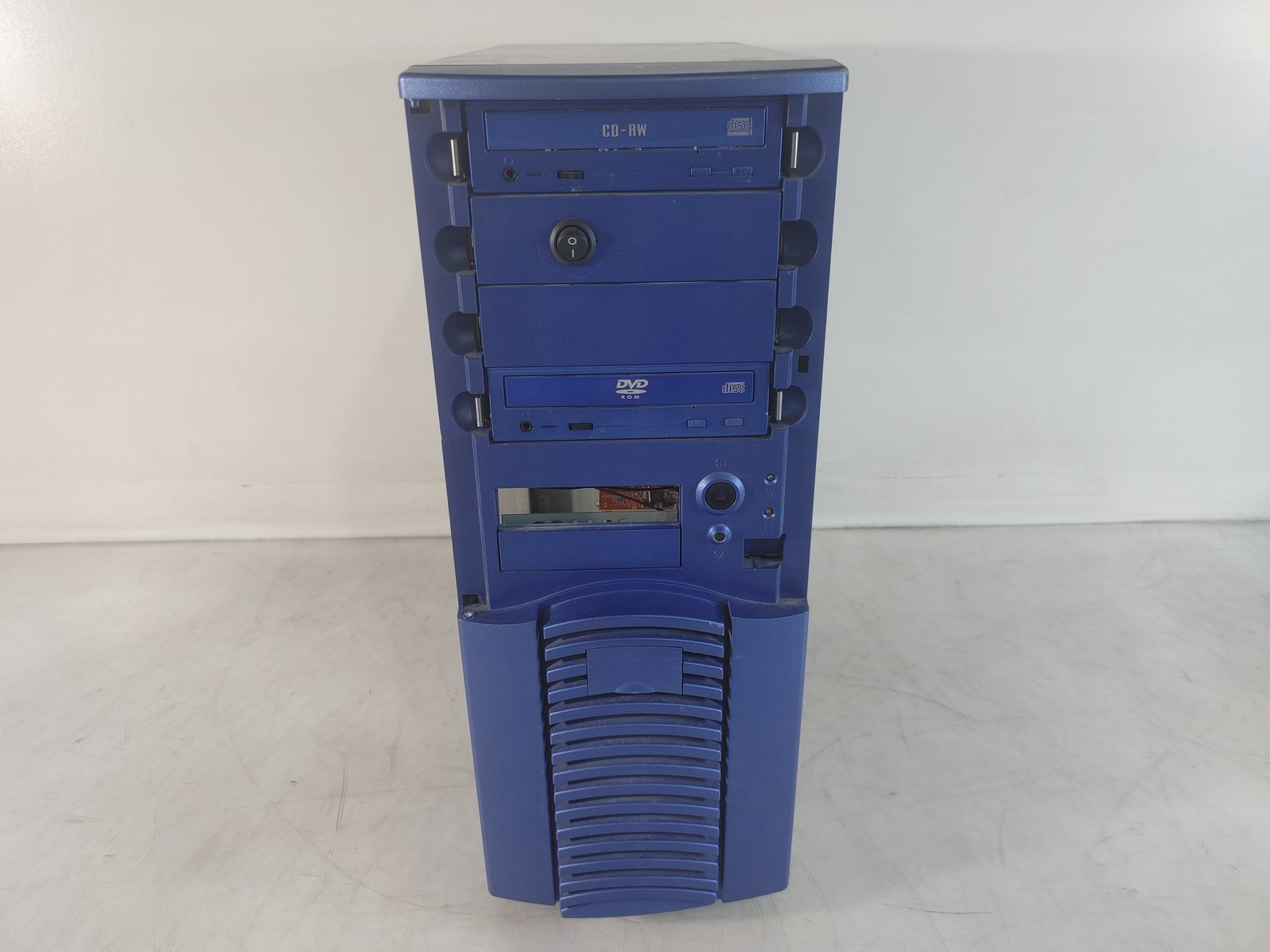 Vintage Asus P4PE Intel Pentium 4 1.80 GHz 1 GB DDR Desktop