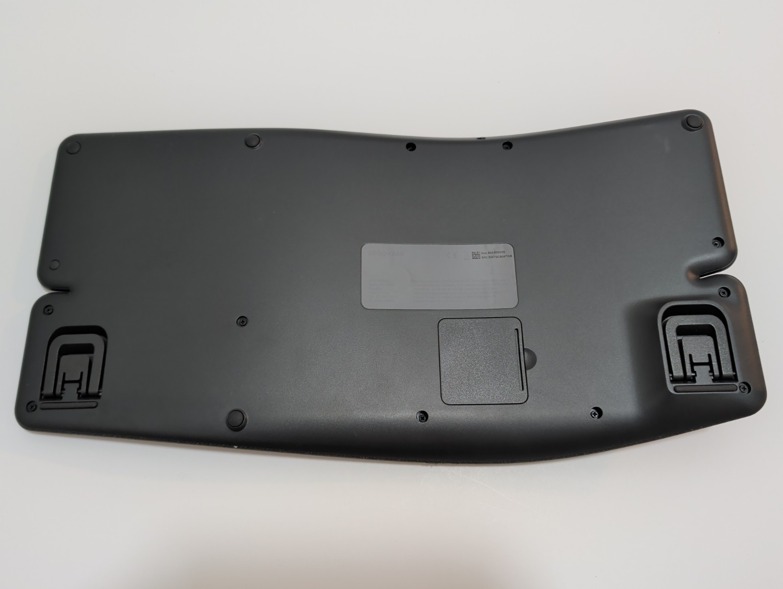 Logitech ERGO K860 Standard Wireless Keyboard – Black w/ Unifying Dongle