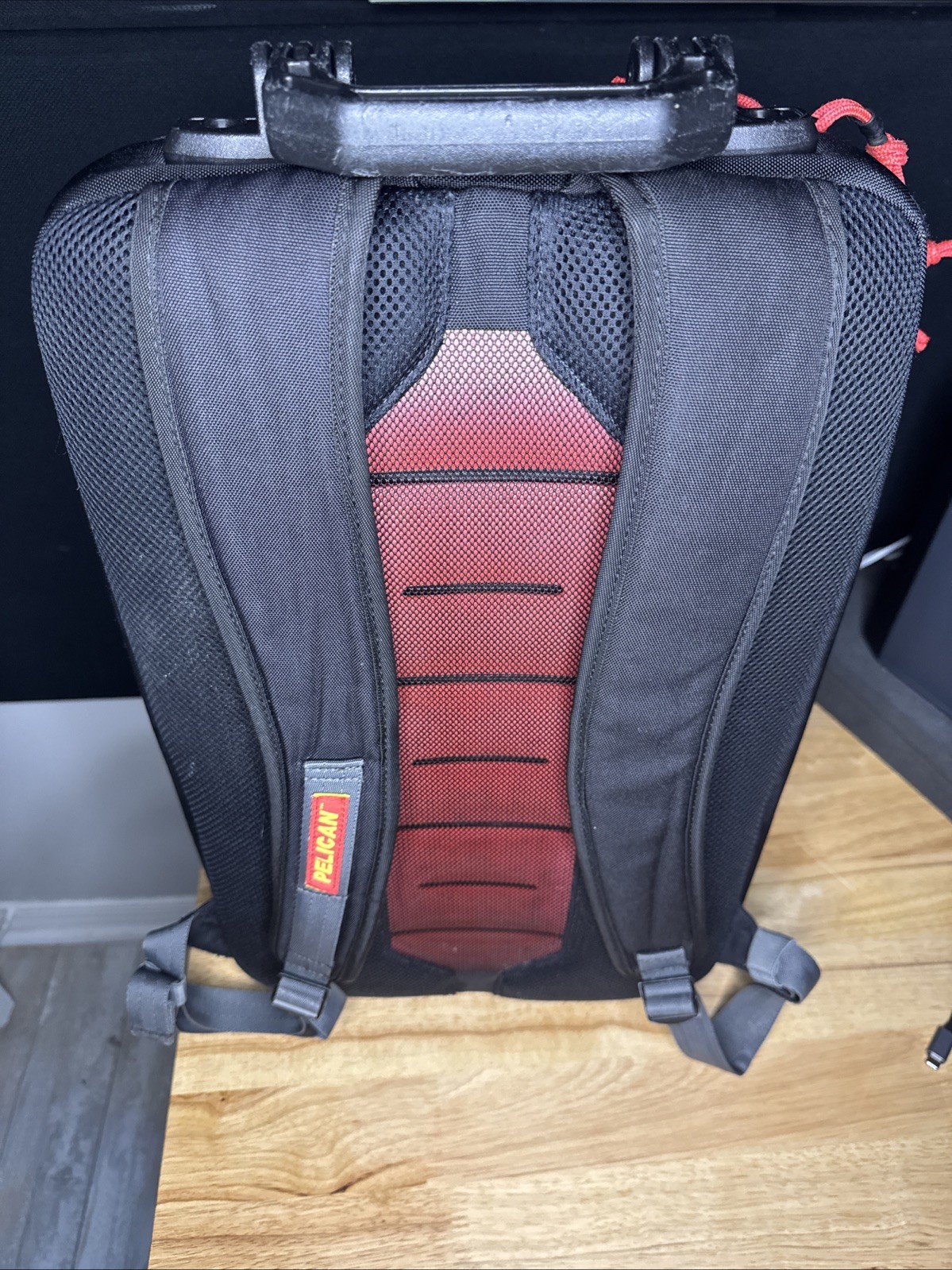 Pelican U105 Urban Laptop Backpack Hard/soft Case With Tablet Pocket