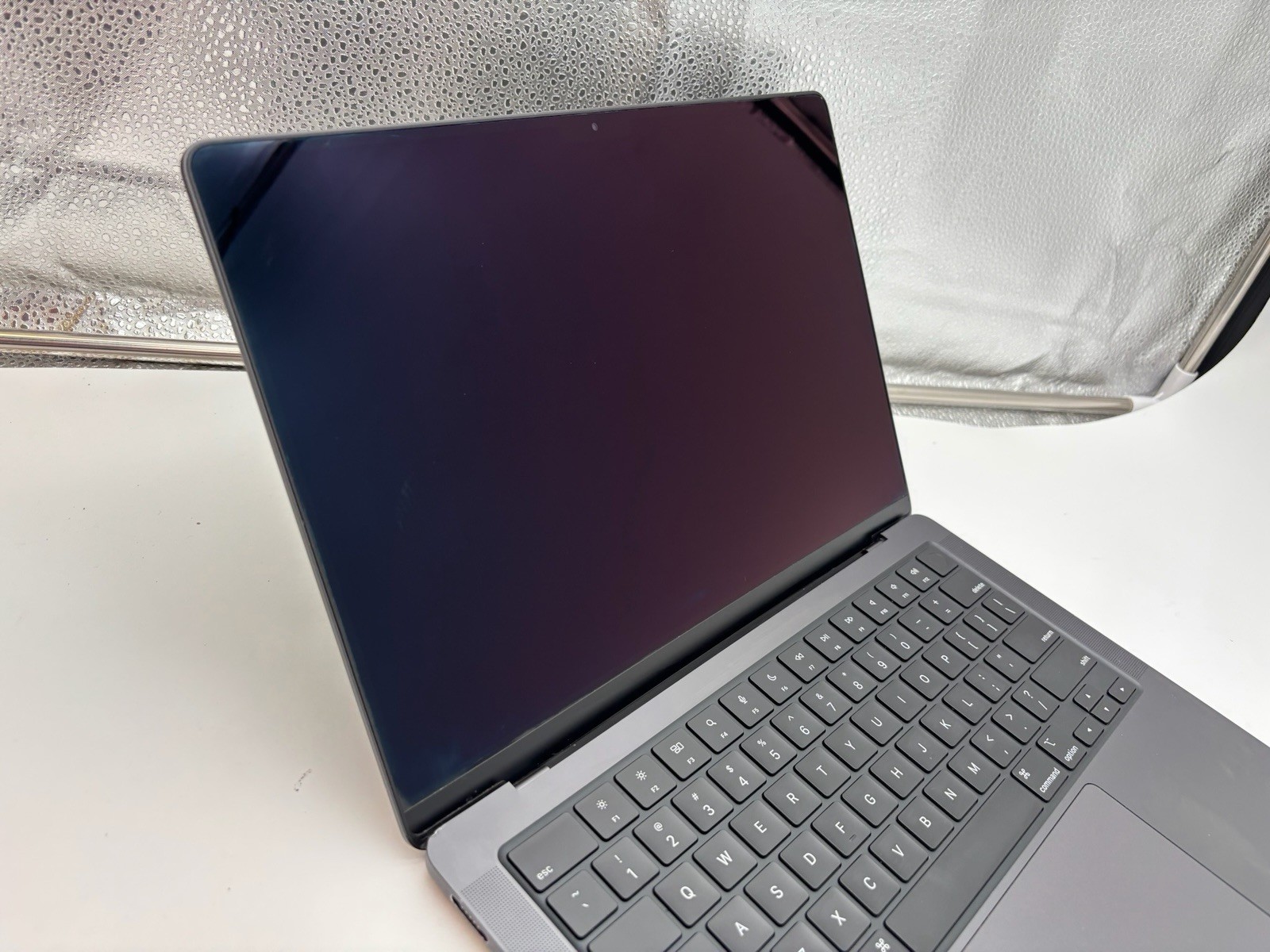 2024 Apple MacBook Pro 14″ M4 Pro 24 GB RAM 512 GB SSD Space Black