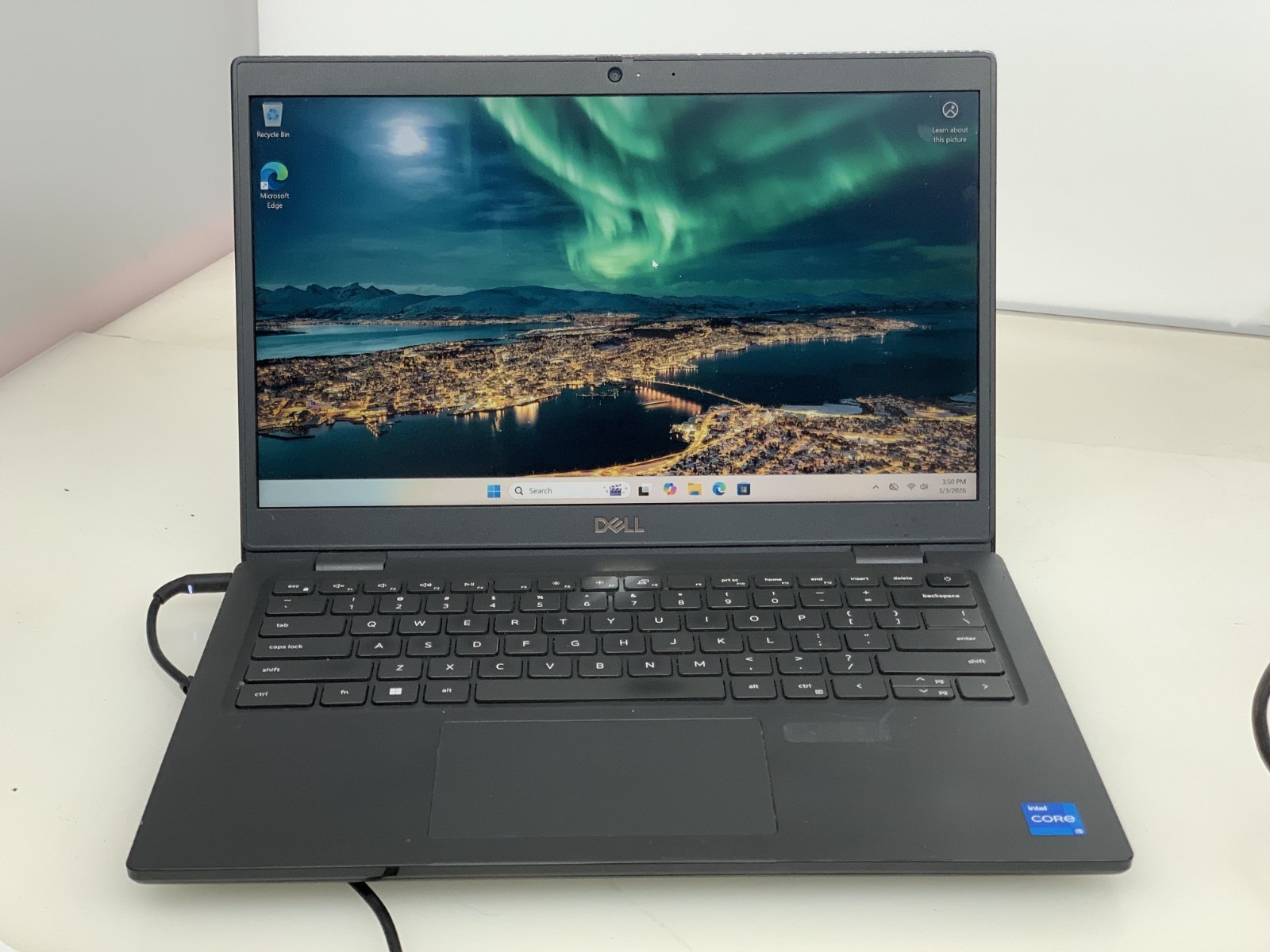 Dell Latitude 3420 Core i5-1135G7 8GB 256GB NVMe SSD 14″ FHD wAdapter Win11 READ