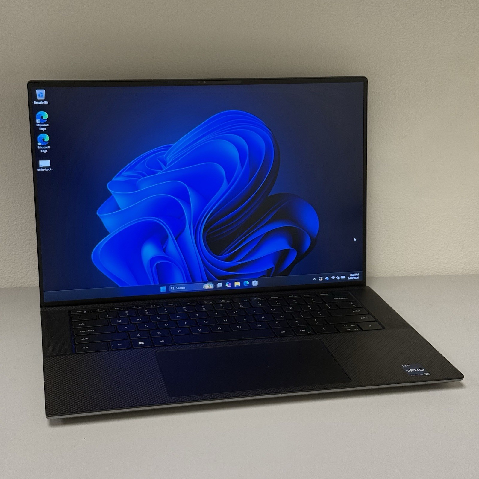 Dell Precision 5570 i7 512GB 32GB RTX A1000 15.6” FHD+