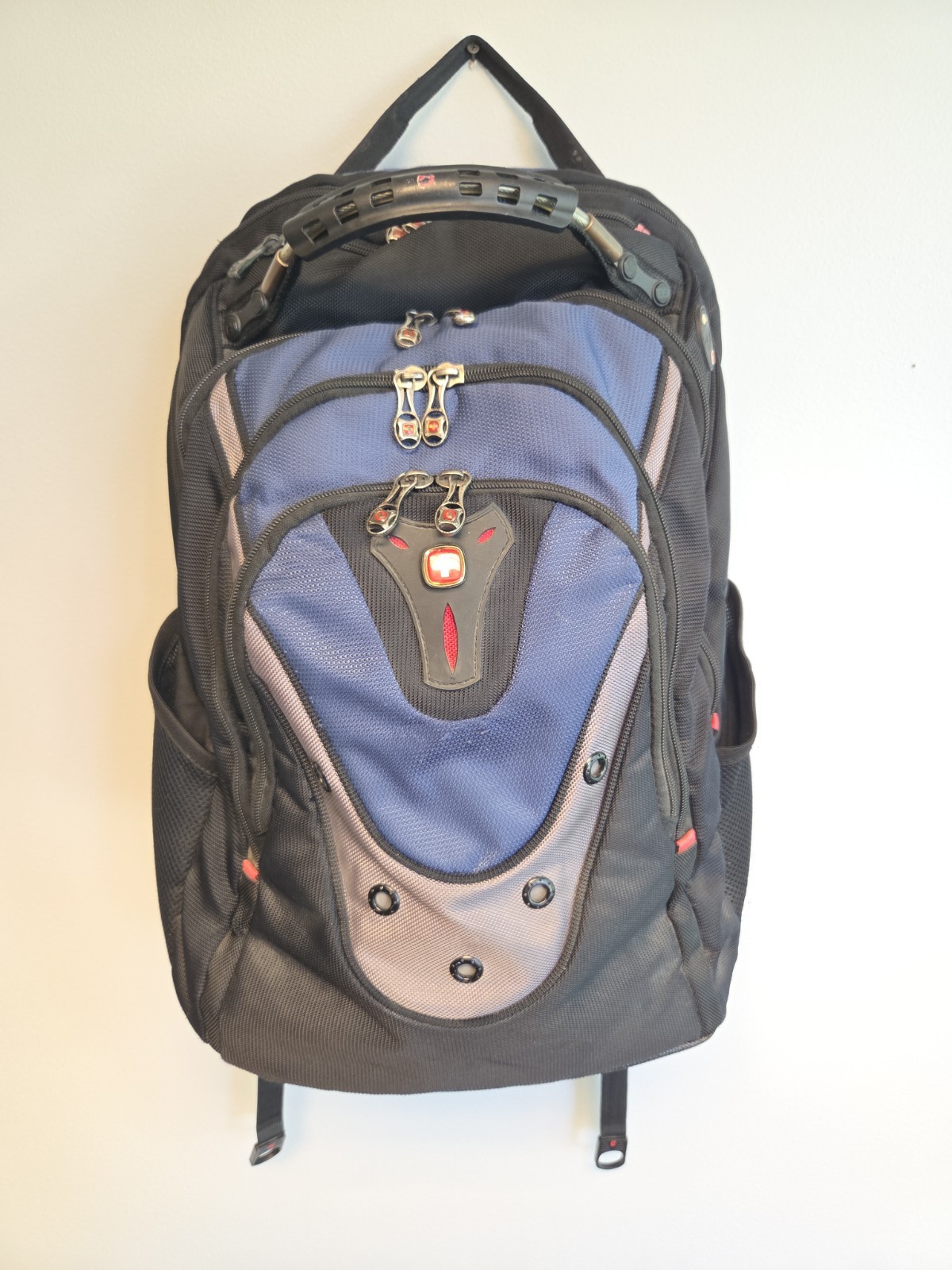 Wenger Swiss Gear Ibex 17-Inch Laptop Backpack Bag Black/Gray/Blue
