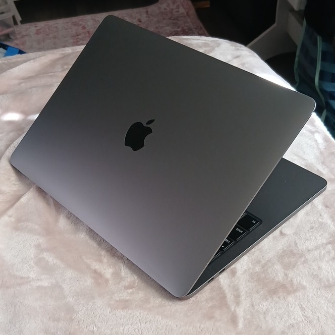 Apple MacBook Pro 13.3″ 2020 Intel Core i5 16GB 500GB SSD Gray macOS Tahoe