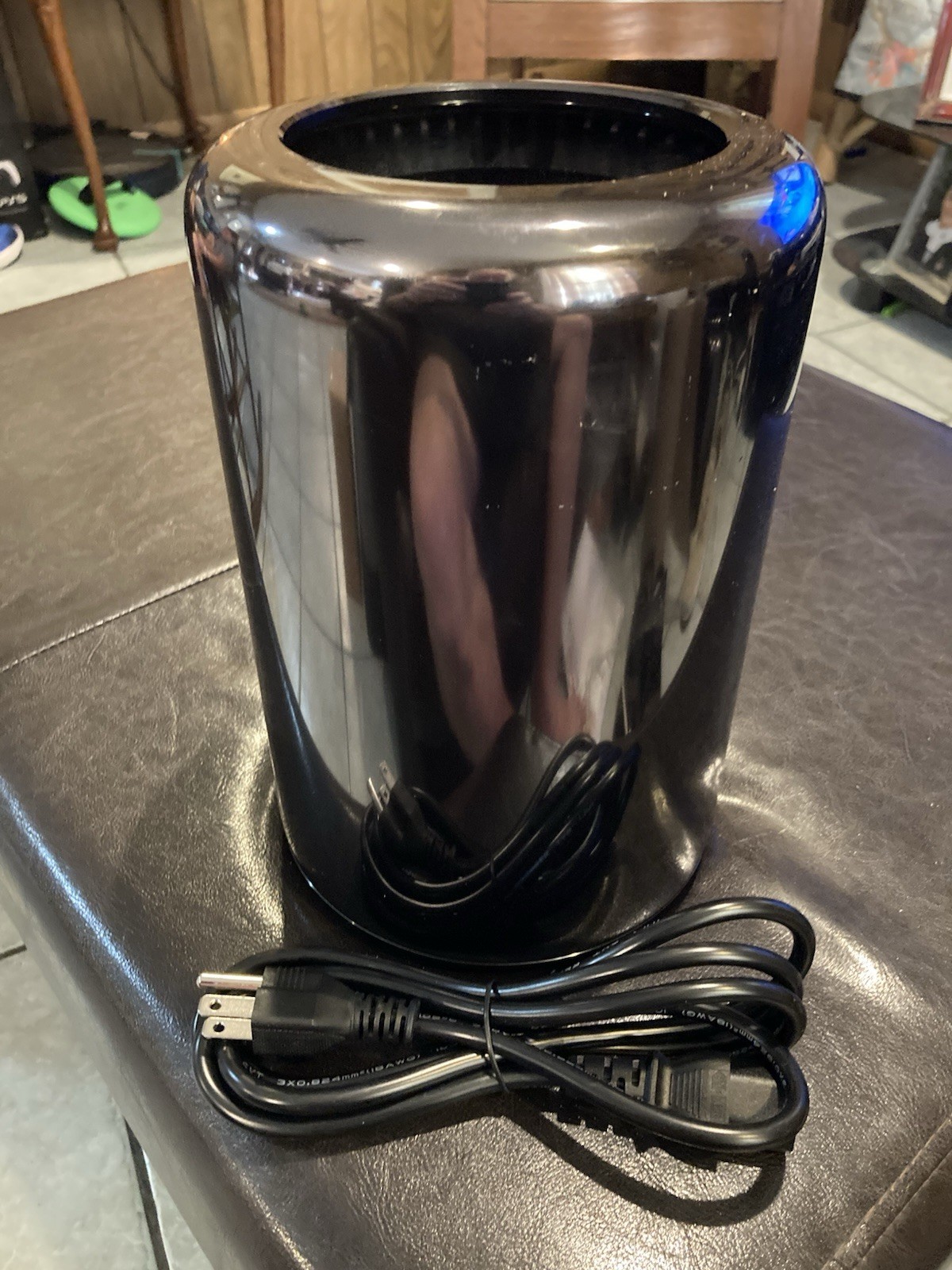 PC Mac Pro A1481 EMC 2630 COMPUTER 4GB No Storage Read ***