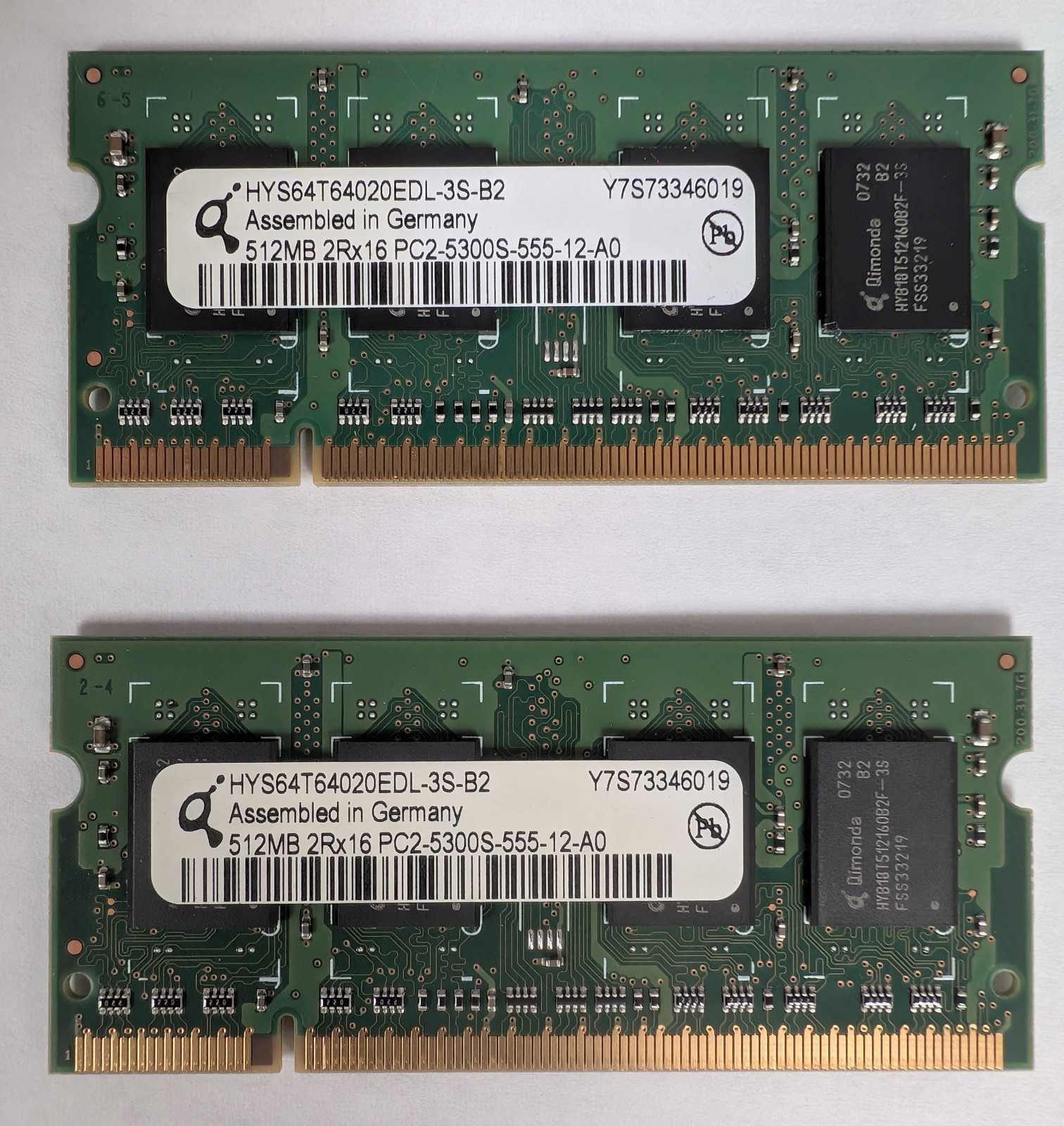 Lot of 4 RAM modules, see description for details. Free shipping.