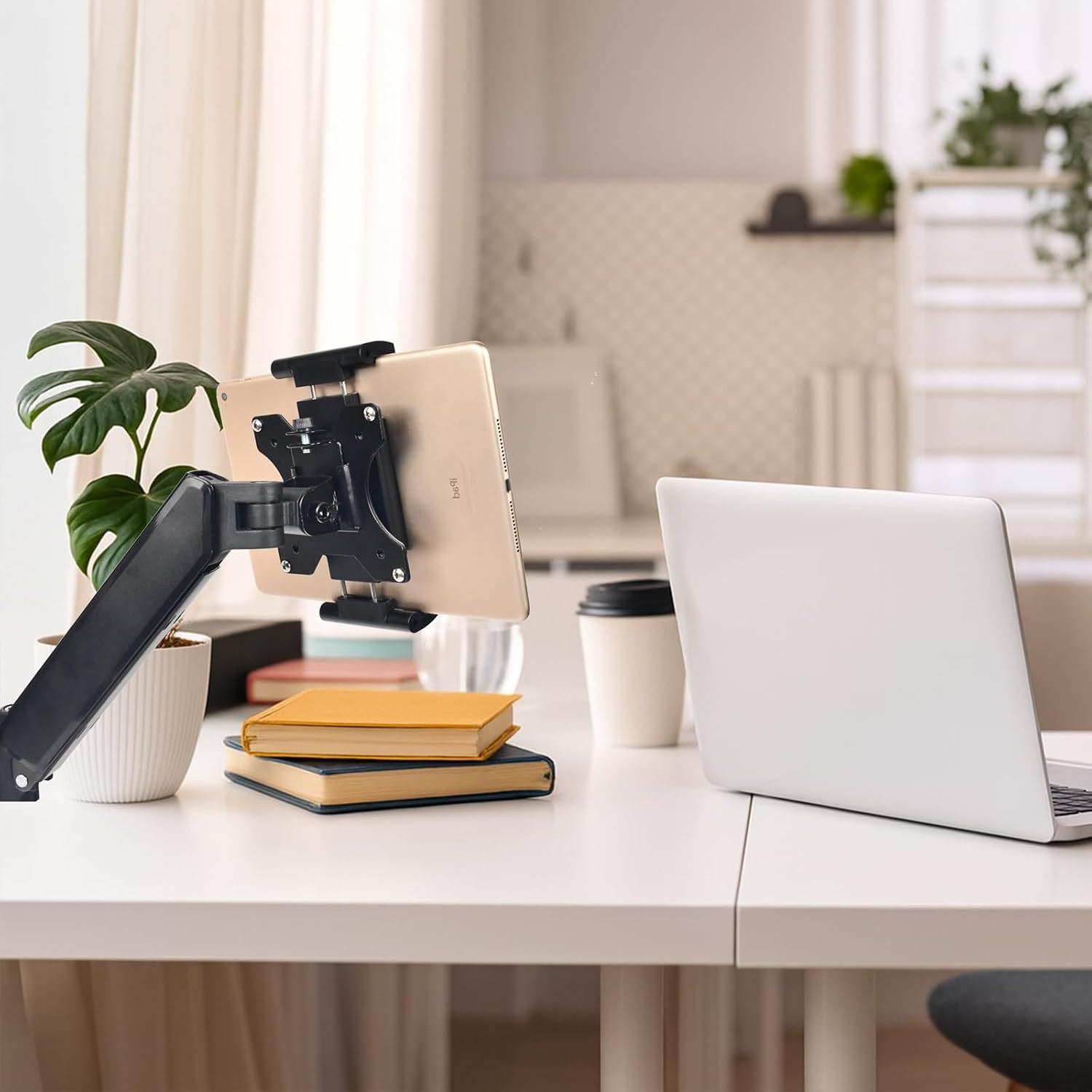 Universal VESA Mount Adapter for Tablets – Spring Clamp Holder for Ipad and Port