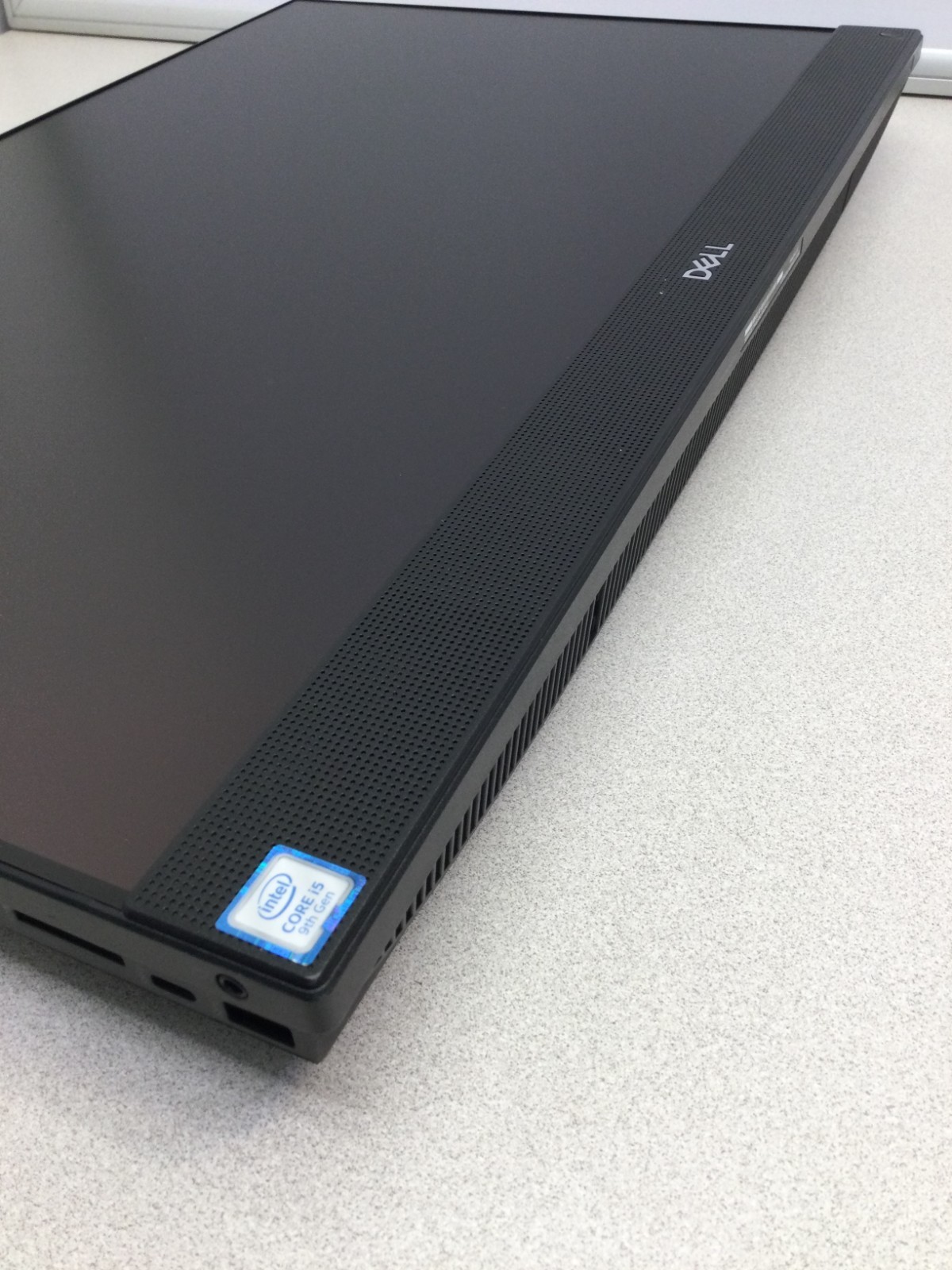 Dell Optiplex 7470 All-in-One Intel Core i5 9th Gen 8GB RAM 256GB SSD Win 11