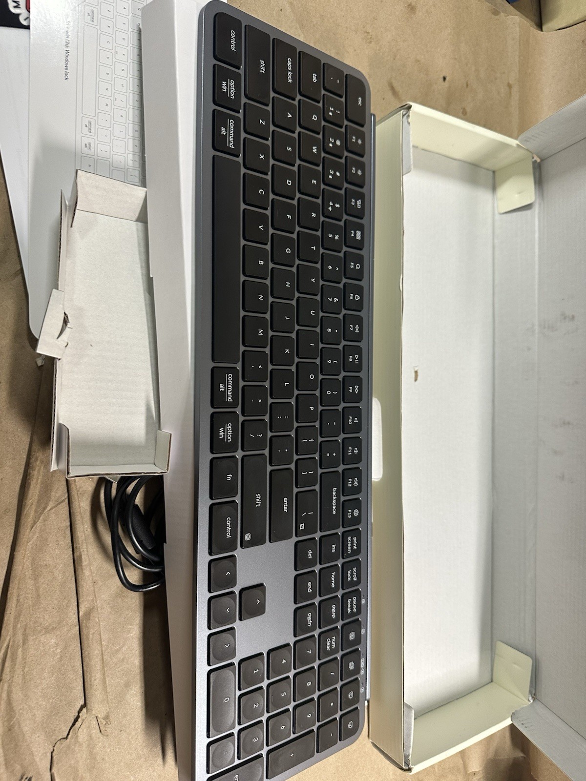 Keychron – B6 Pro 100% Custom Wireless Keyboard with Progrmmable ZMK Support
