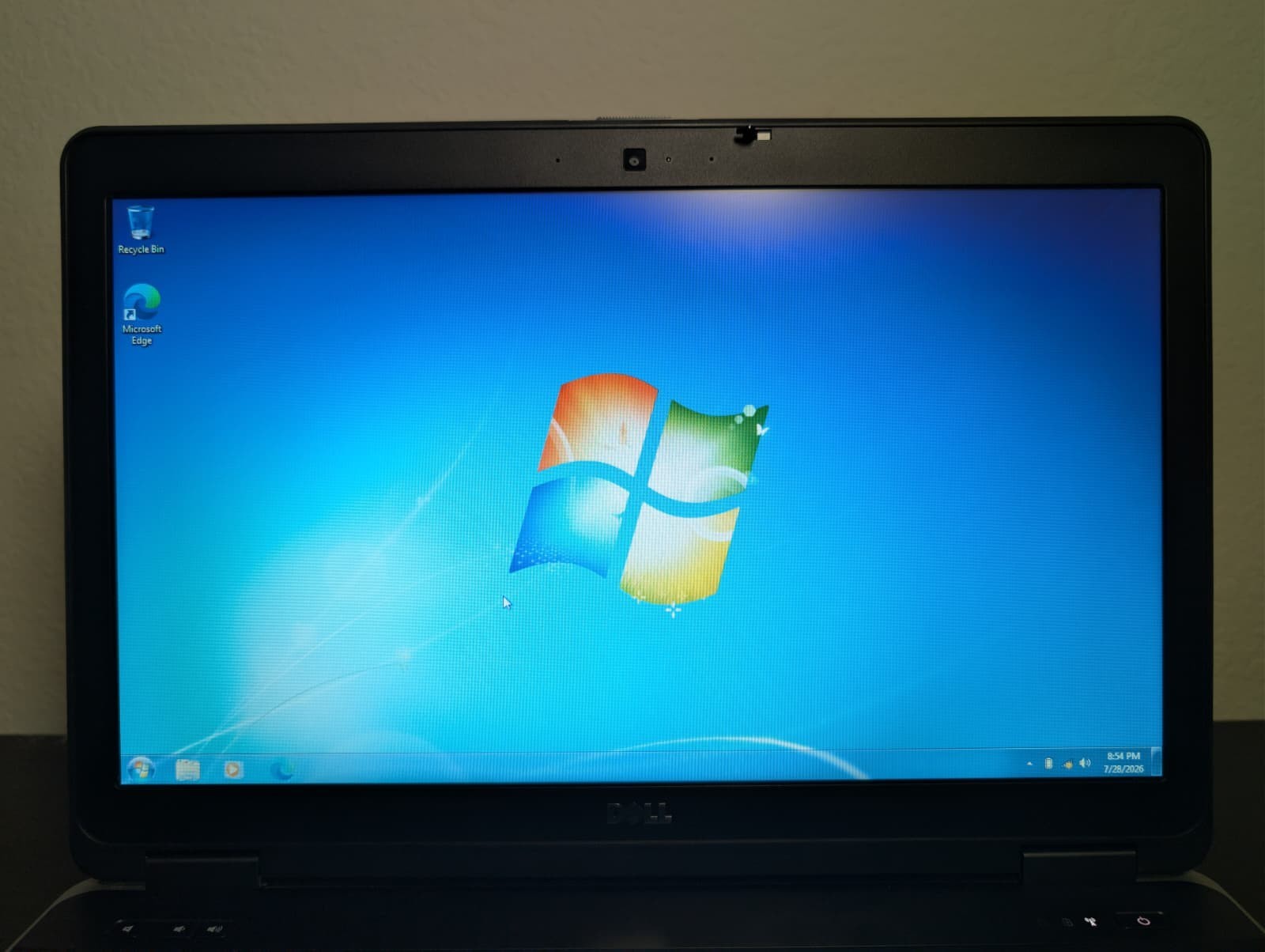 15″ Dell Latitude E6540 | i5 4th Gen 8GB RAM 256GB SSD | HD Windows 7 Pro | DVD