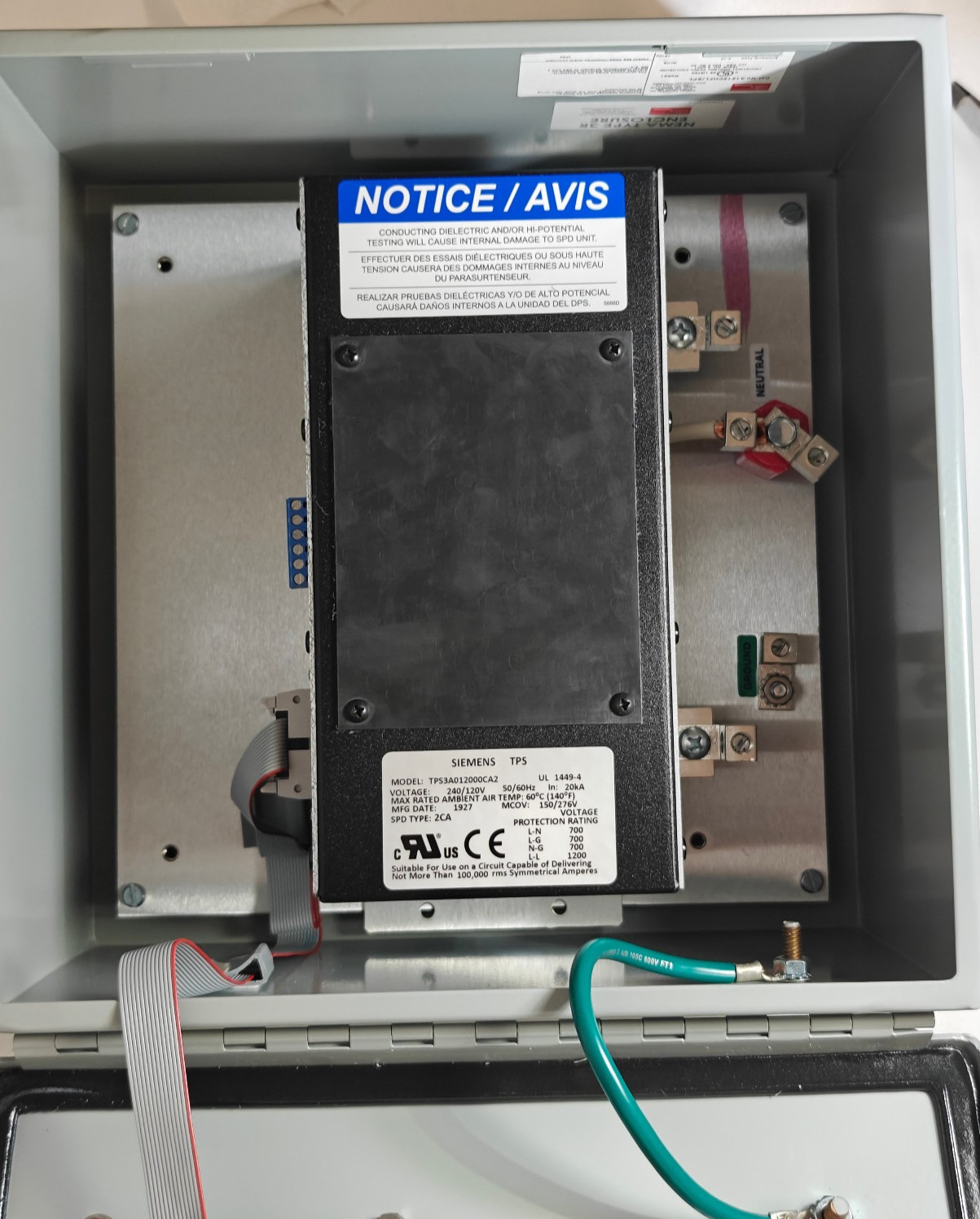 Siemens TPS3A12200X02 Type 2 Surge Protective Device 200 kA 120/240V