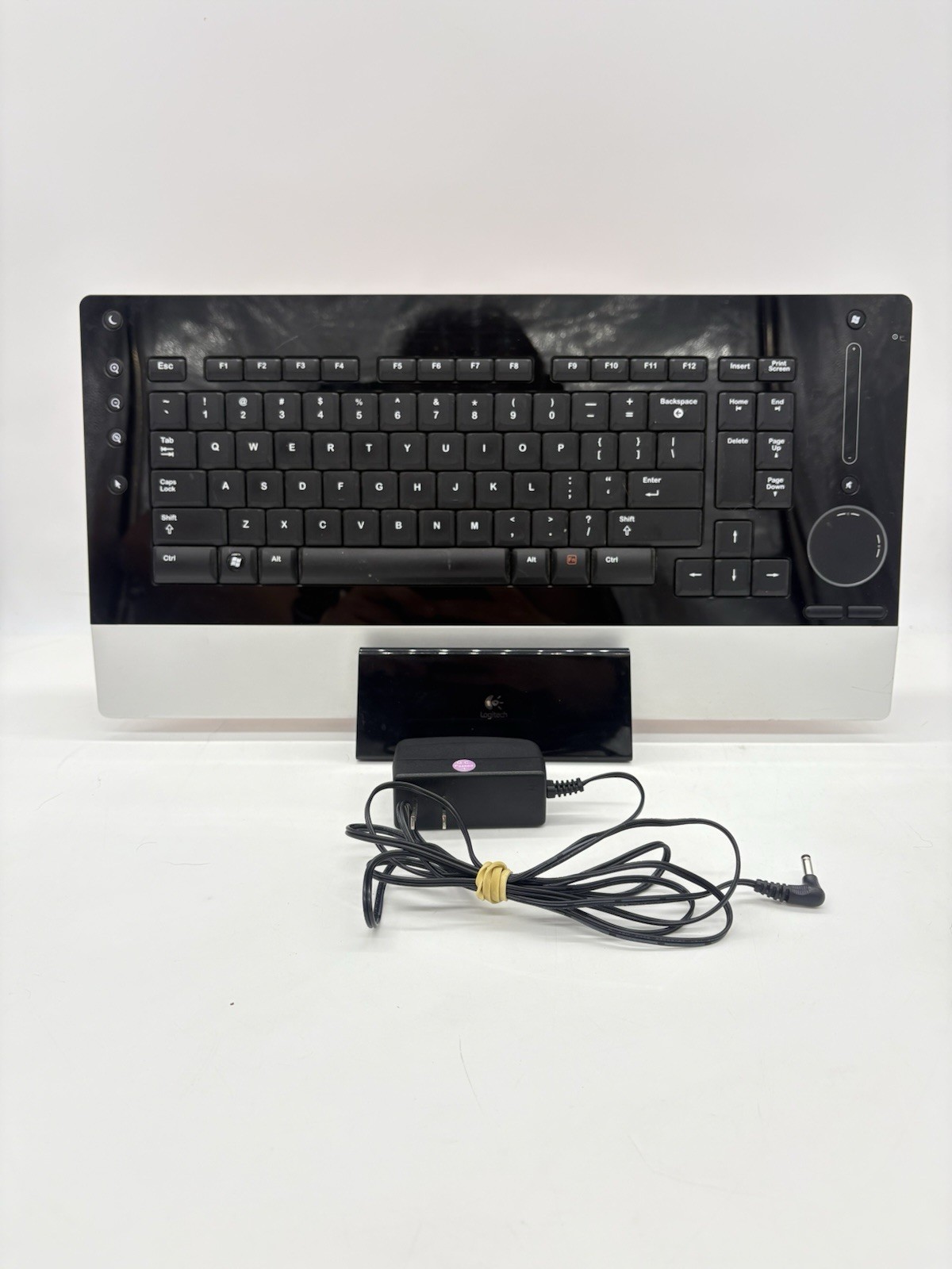 Logitech DiNovo Edge Wireless Bluetooth Keyboard & Charging Dock Y-RAY81