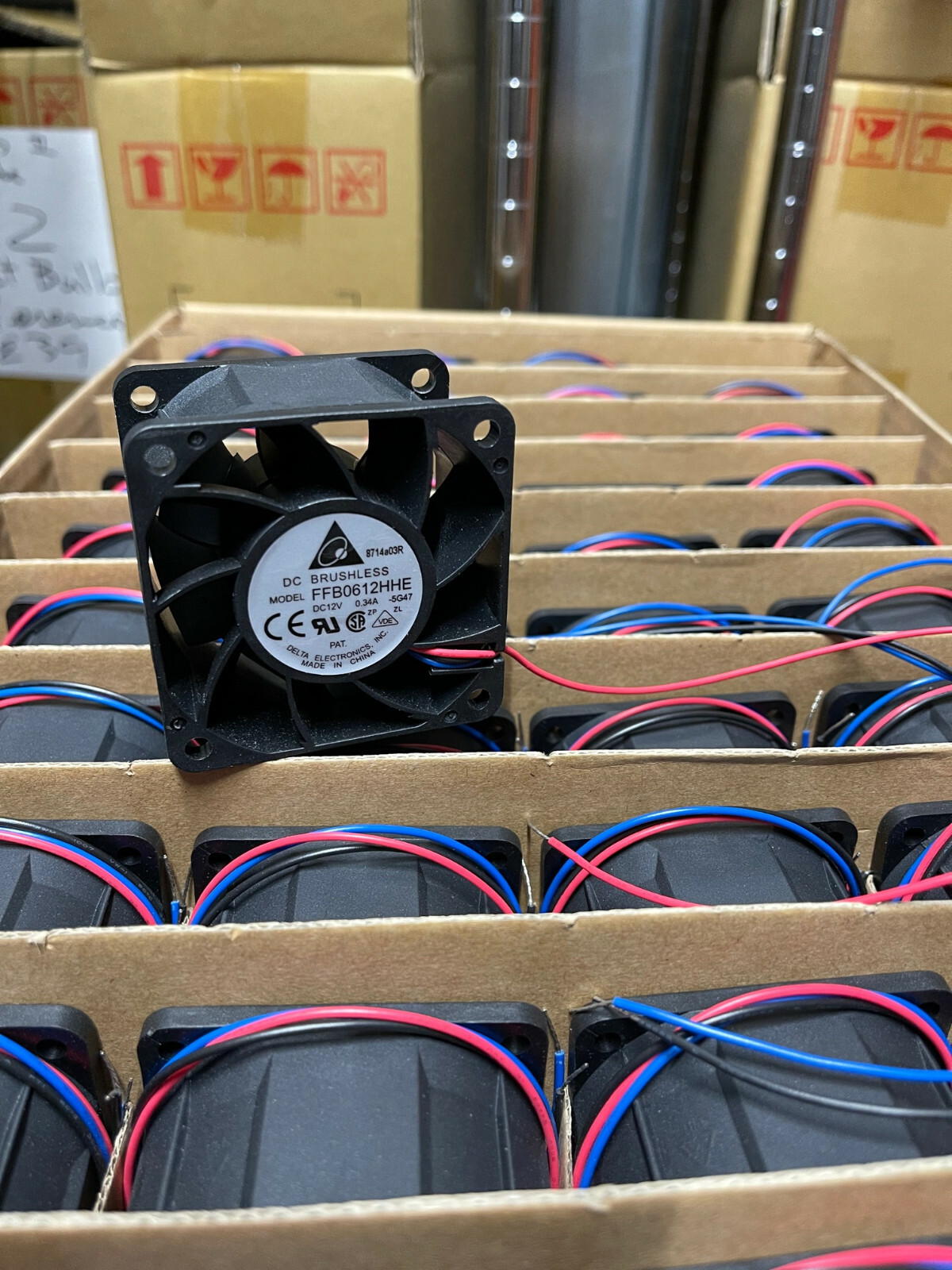 FFB0612HHE DC Fan Ball Bearing 12V 0.23A 2.76W 5000RPM 30.72CFM 40.5dB